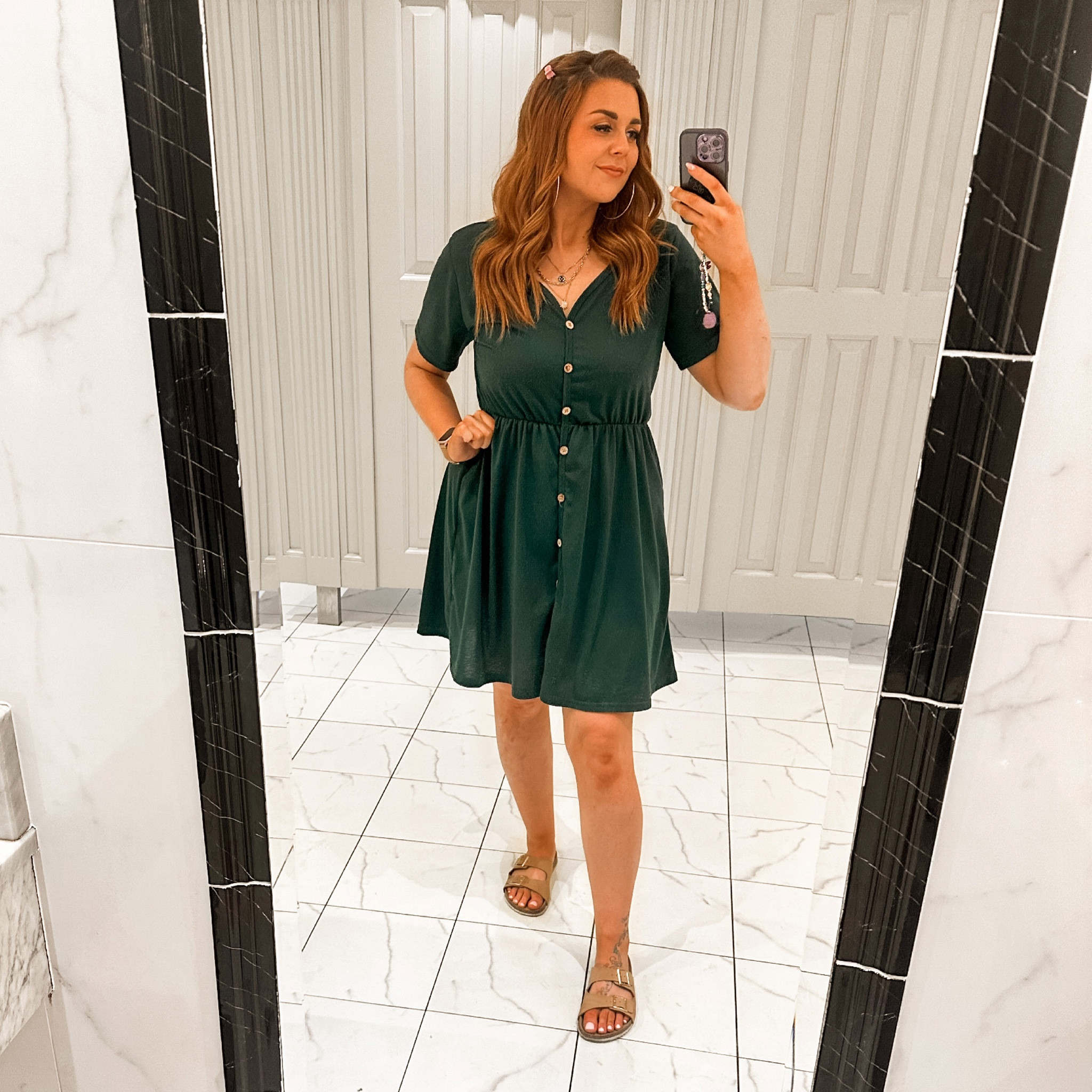 Green, green dress, dress, curves, curvy, flowy dress, curved dress, comfortable 

#LTKcurves #LTKeurope #LTKFind