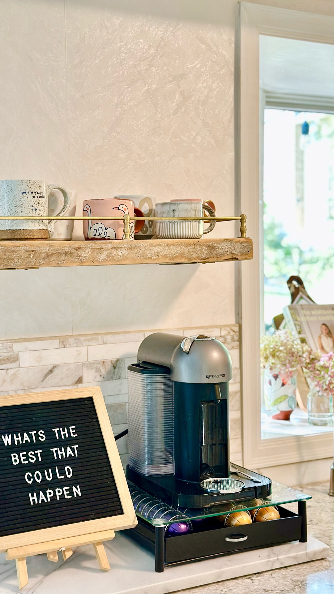 A lil diy #floatingshelf 

#LTKHome