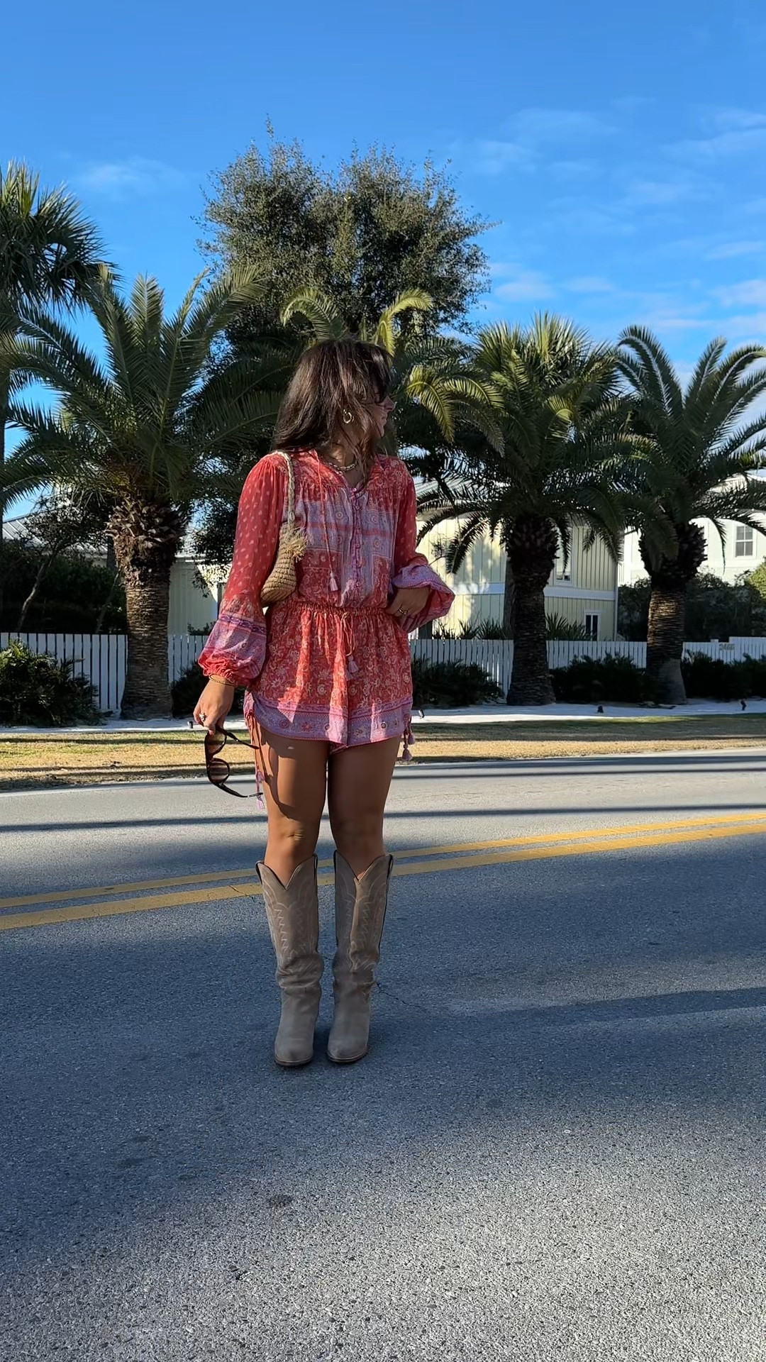 spring outfit inspo 

romper: medium 