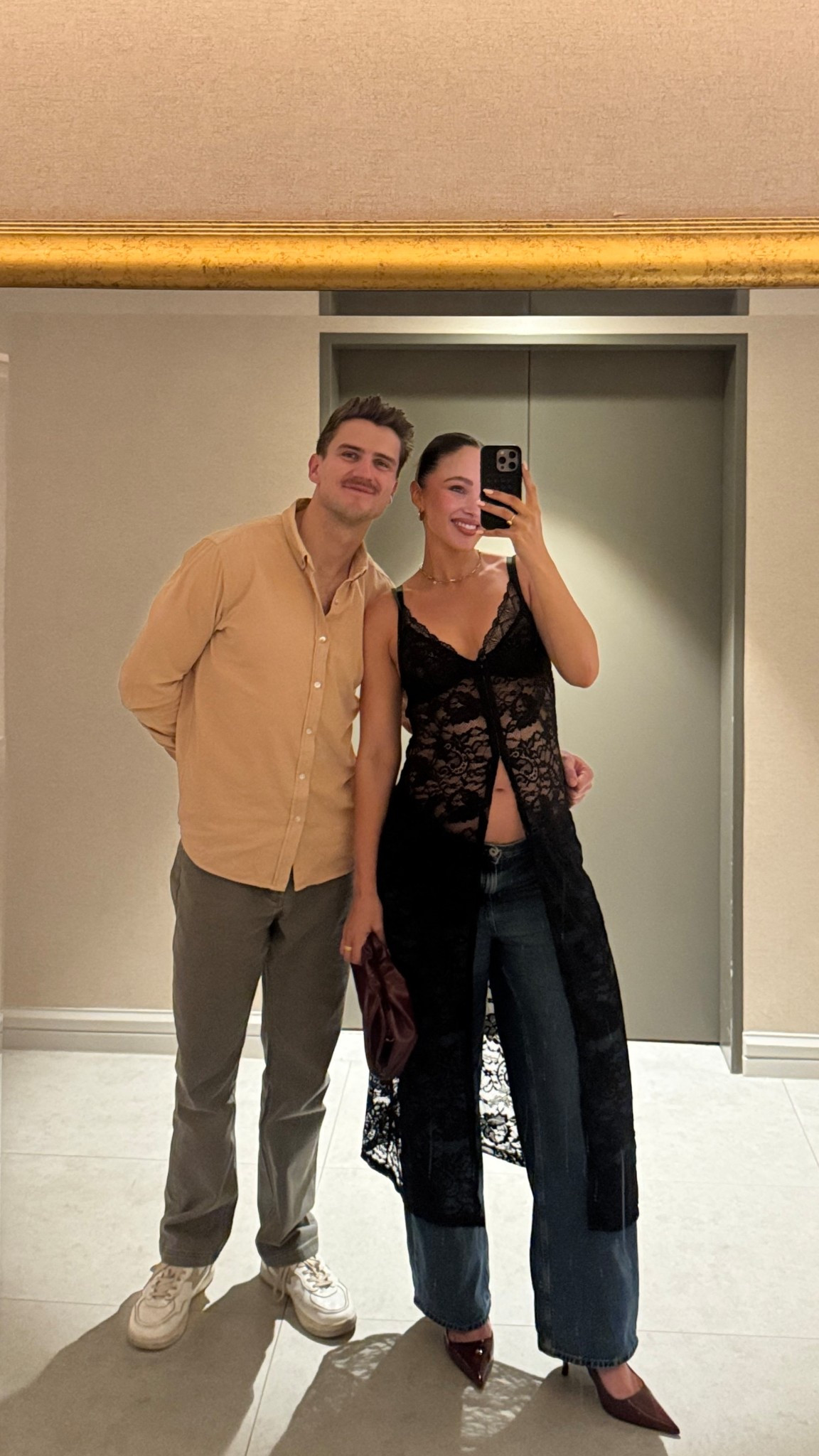 Loving this top with the bump 

#LTKFashionMonth #LTKaustralia #LTKdatenight