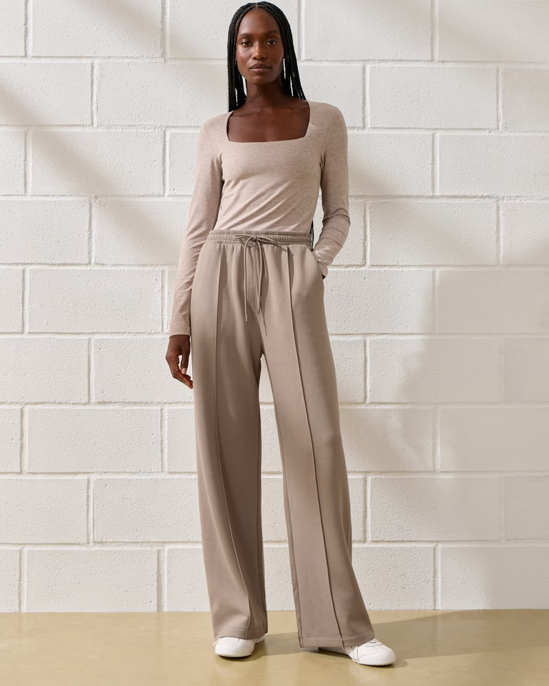 YPB everydaySOFT Long-Sleeve Hybrid Jumpsuit | Abercrombie & Fitch (US)