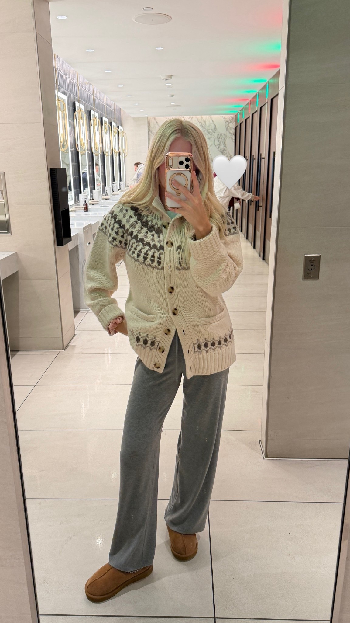 Small in everything! Linking similar cardigan too!