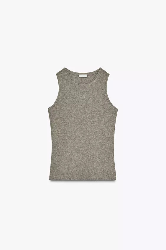 SLIM FIT - ROUND NECK - REGULAR LENGTH - SLEEVELESSSleeveless T-shirt made from a yarn containing... | Zara UK