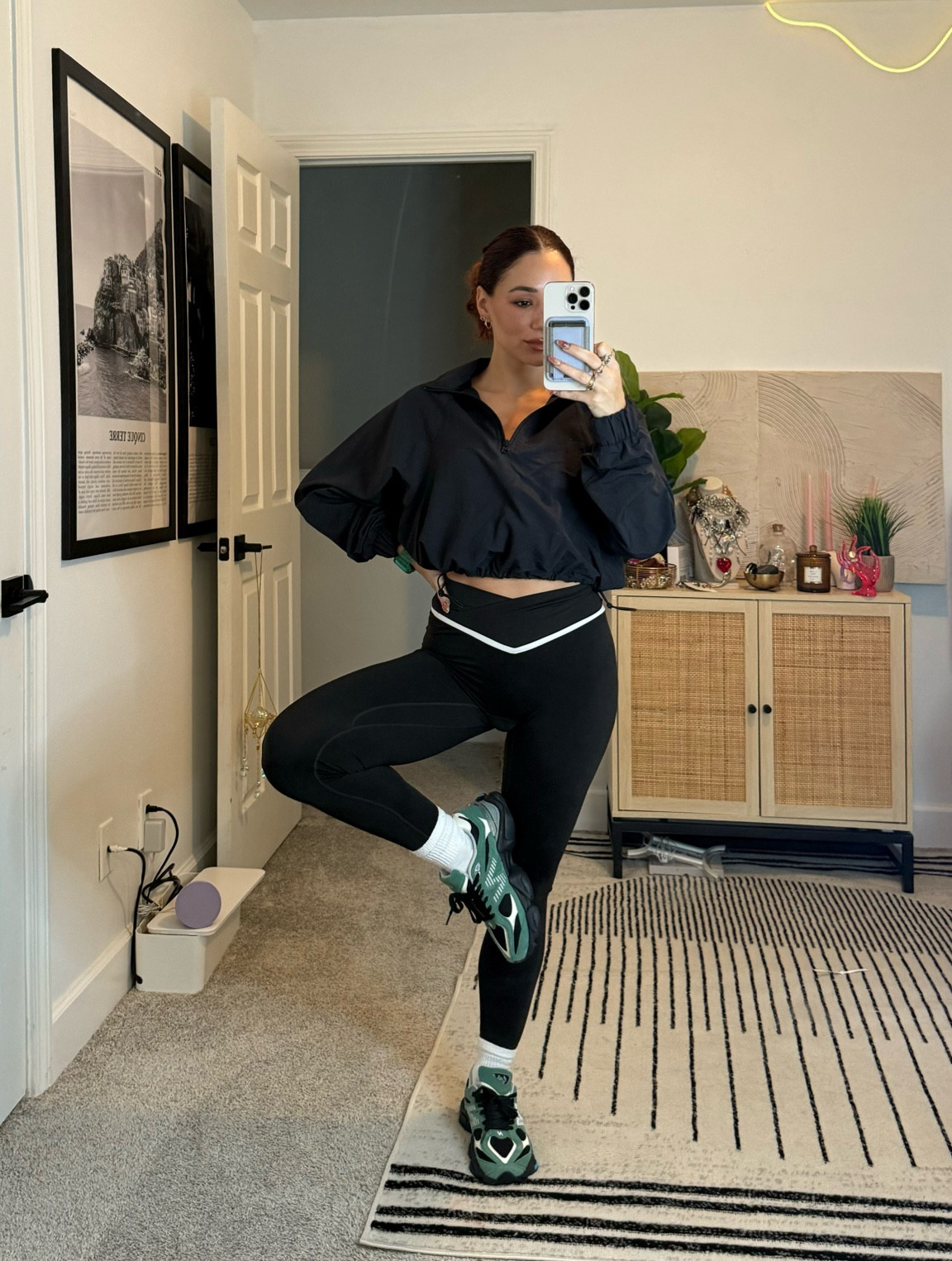 Fall activewear fit 
Gym outfit new balance 9060s
Vitality leggings alo jacket sports bran color block black and white petite style fashion active set contrast leggings 
Fall trends style athleisure

#LTKActive #LTKU #LTKStyleTip