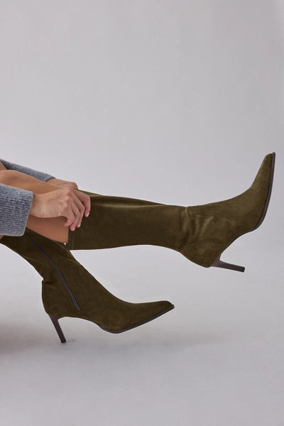 UO Billie Stretch Faux Suede Boot | Urban Outfitters (US and RoW)
