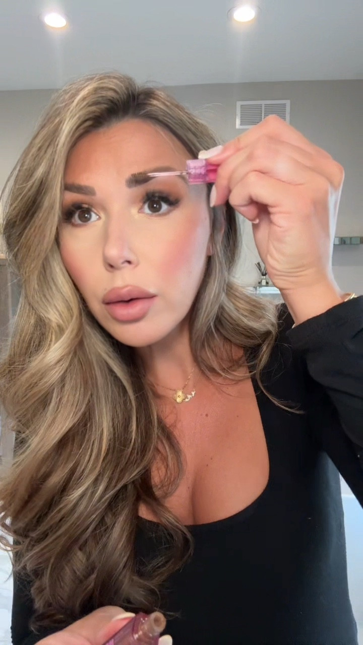 GRWM and pregnancy chat using my favorite Sephora sale products 

#LTKBeauty #LTKdayinmylife #LTKSaleAlert