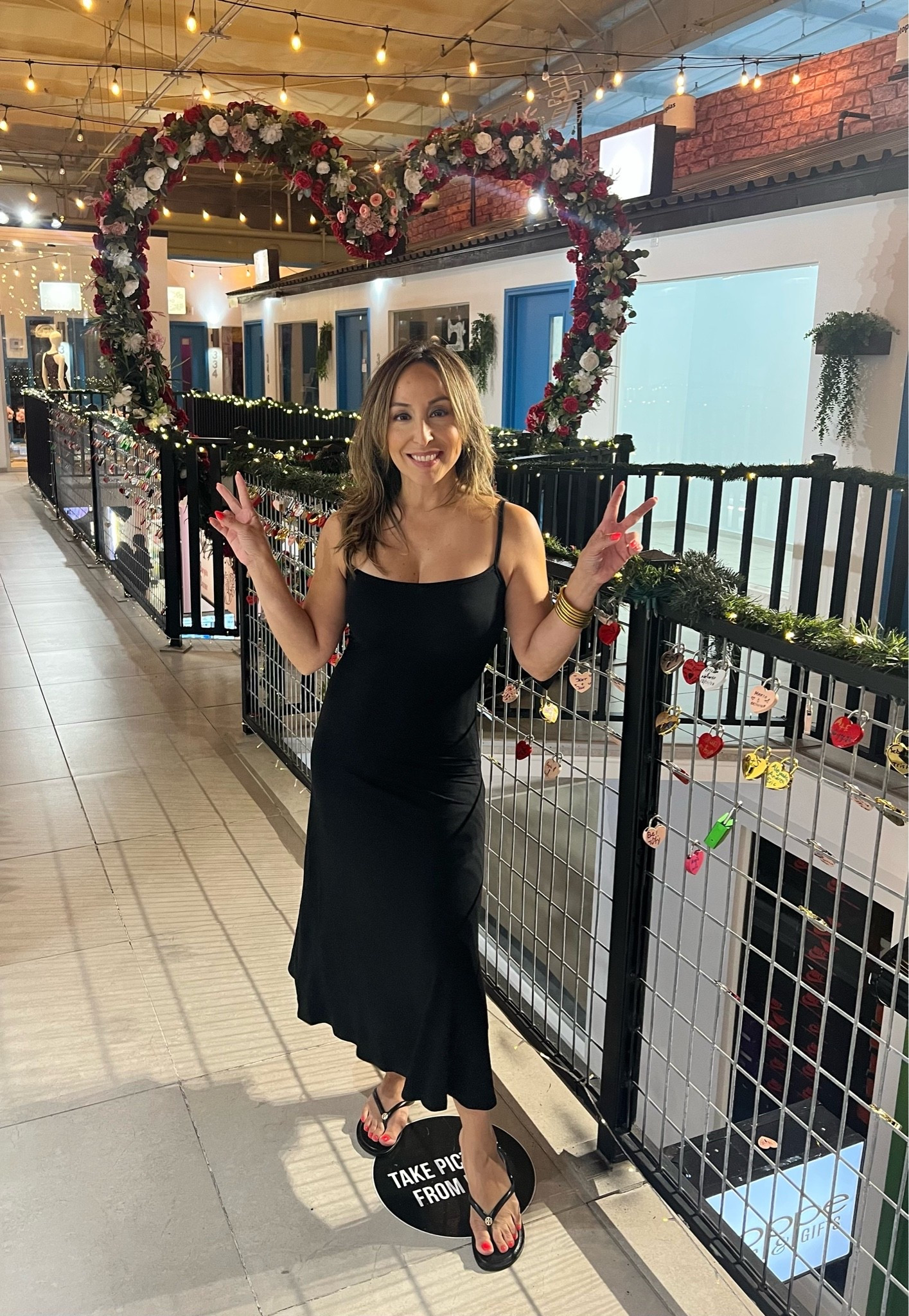 The most comfy midi slip dress…I felt like I was in a nightgown! It was fab!

#LTKPetite #LTKootd #LTKgrwm