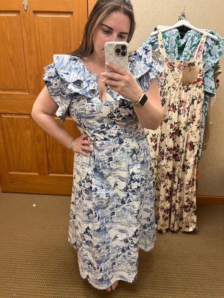 Toile Dress

Was not available online to tag, but available on sugarlips directly 

Ruffle dress, blue and white dress, spring dress, summer dress, midsize dress 

Dress - medium 

#LTKmidsize #LTKSeasonal #LTKstyletip