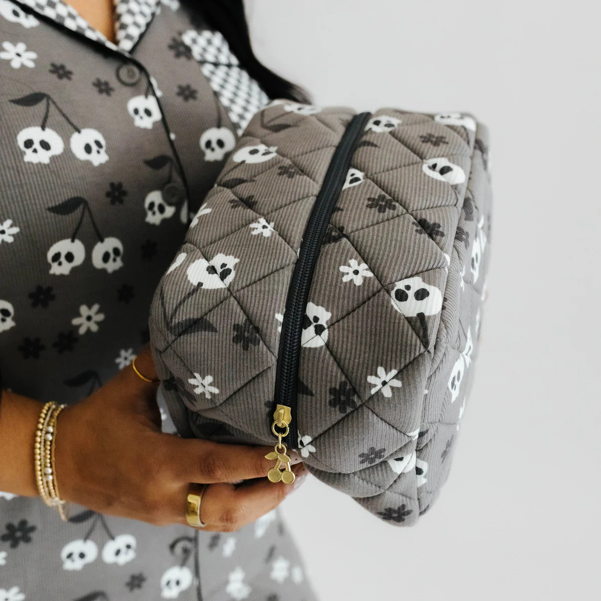 Skelly Cosmetic Bag (10*6*6*) | Shop Staykation