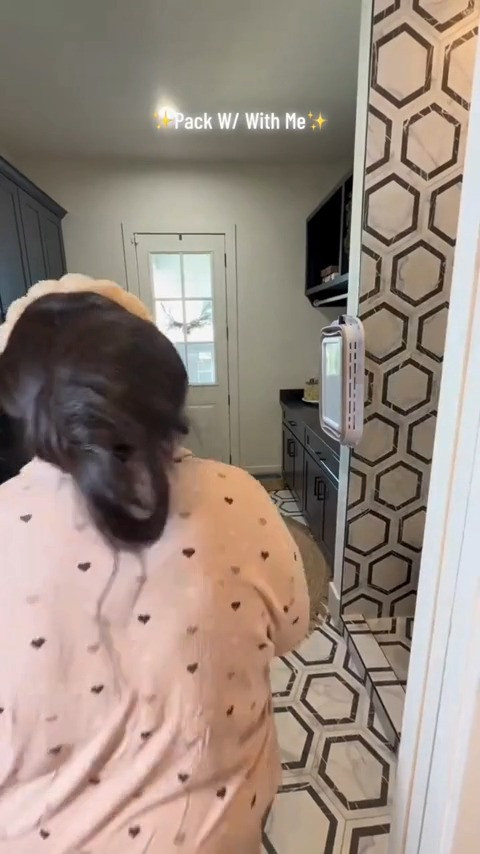 Are you a pack light or pack everything diva like me?! 🤣🧳 You wanted to know how I pack! Here ya go! Travel essentials... pack my suitcase... traveling... asmr... organized packing 

 #cleantok #clean #cleanhome #organizedhome #organization #LTKHome #LTKBeauty #LTKTravel