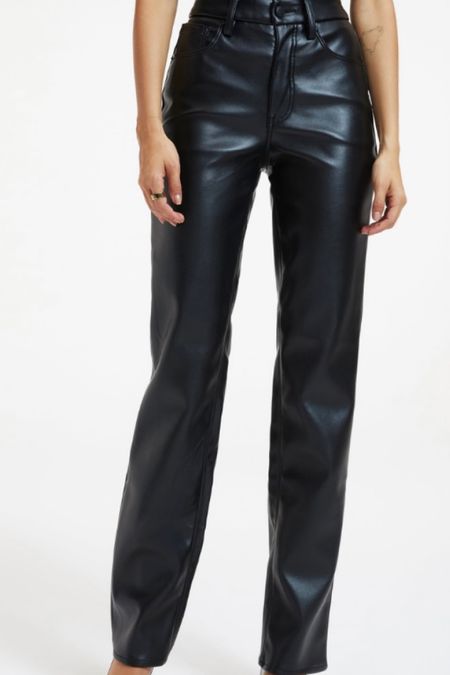Faux leather pants 

#pants #womensfashion #leatherpants #womensclothing #goodamerican

#LTKFind #LTKstyletip #LTKworkwear