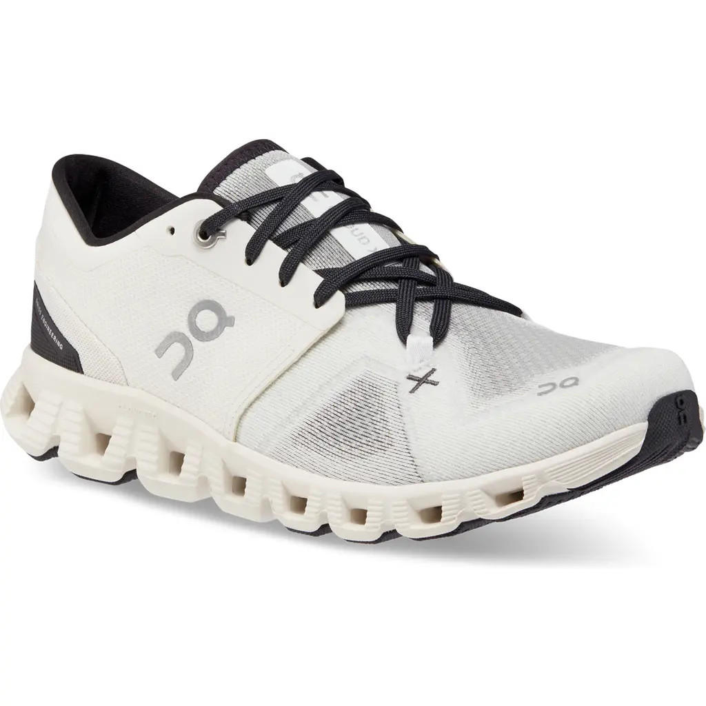 On Cloud X 3 Training Shoe in White/Black at Nordstrom, Size 5.5 | Nordstrom