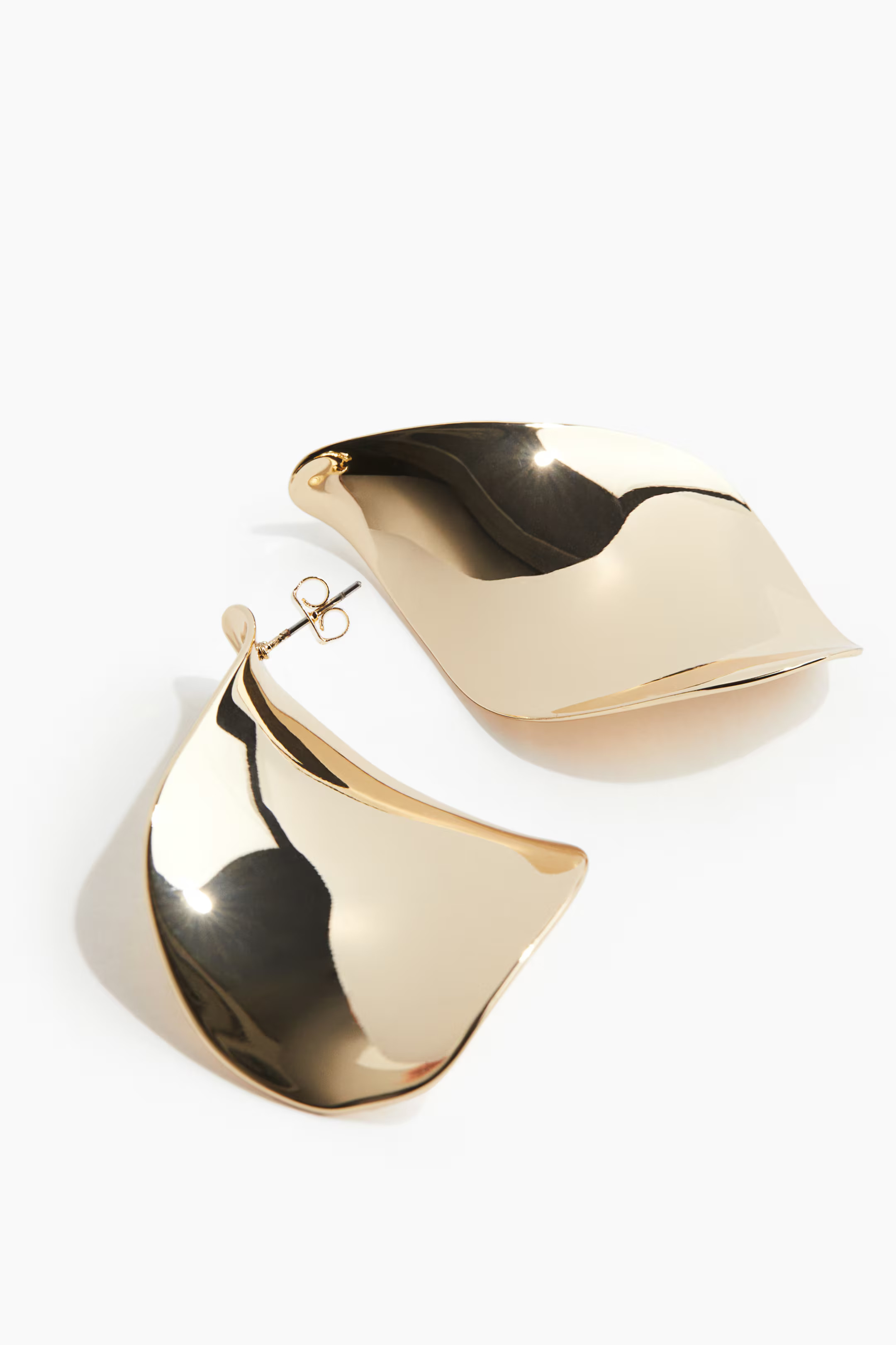 Asymmetric earrings | H&M (UK, MY, IN, SG, PH, TW, HK)