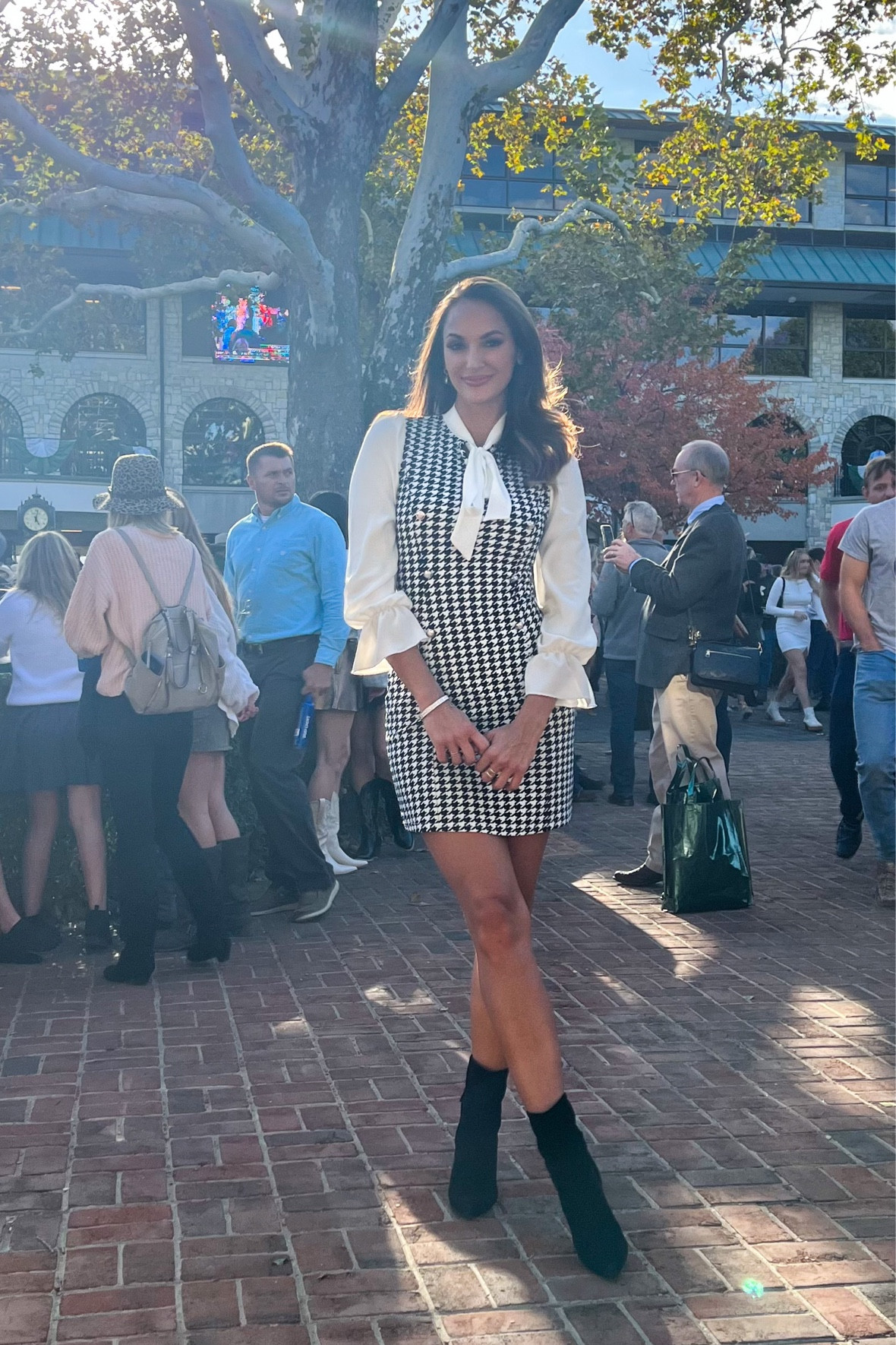 Black and white neck tie dress with sleeves! Only $14 at @shein 

#LTKSeasonal #LTKHalloween #LTKfit