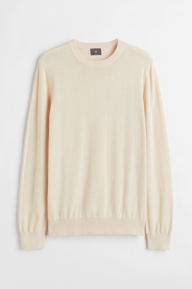 Jersey en punto fino de algodón Slim Fit - Cuello redondo - Manga larga - Beige claro - HOMBRE |... | H&M (FR, IT, ES, PT, BE)