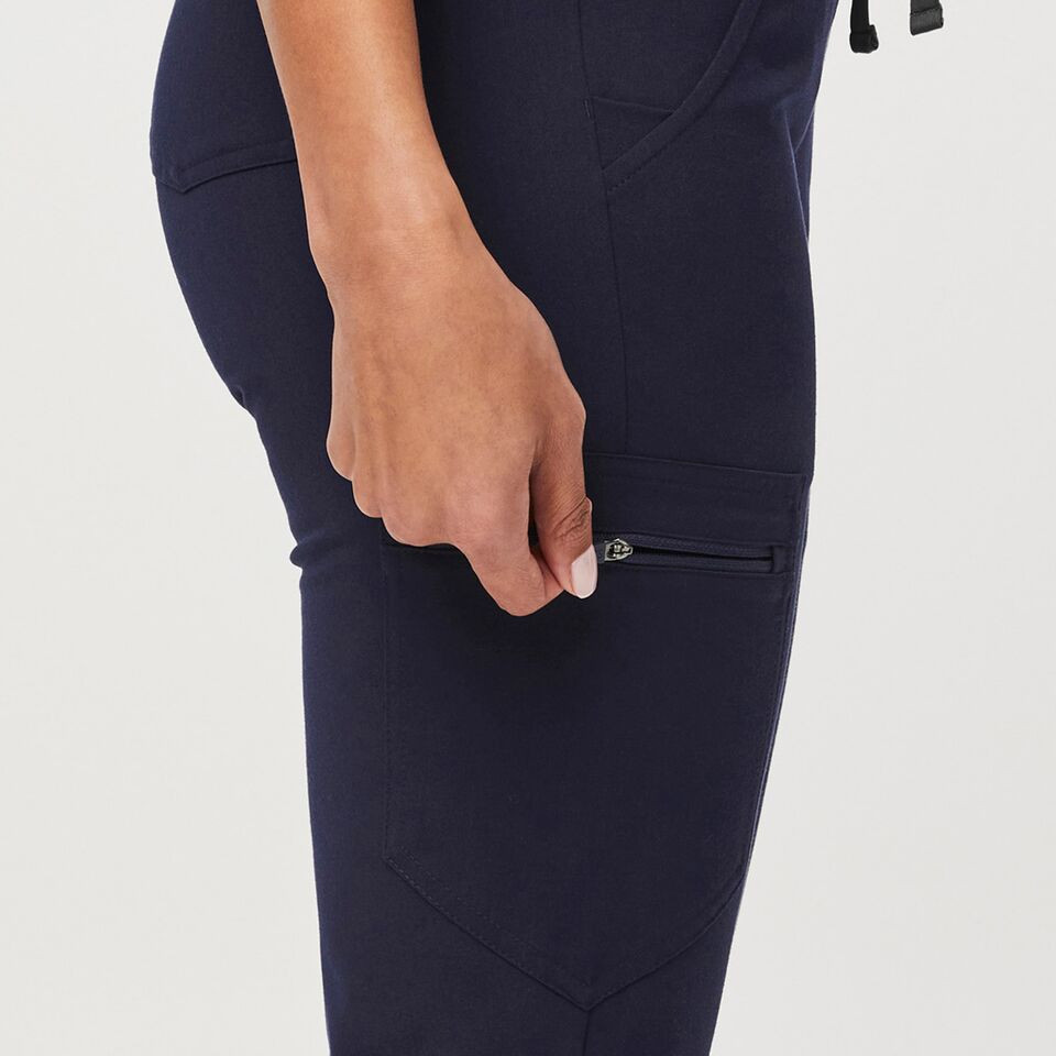 Women's Zamora™ Jogger Scrub Pants - Navy · FIGS | FIGS