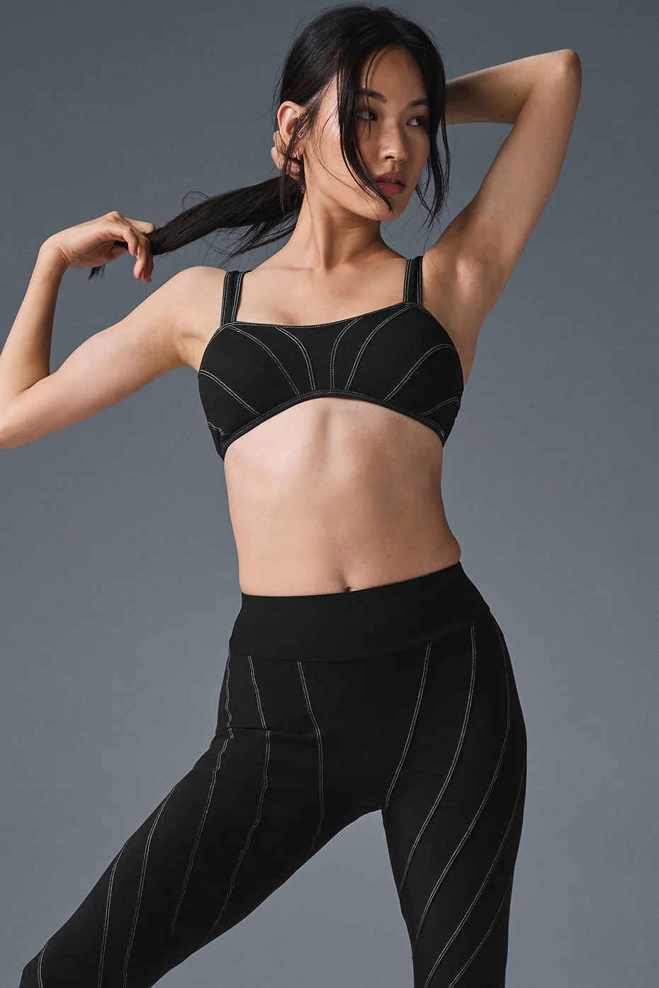 Alosoft Sunray Bra in Black/White, Size: Medium | Alo Yoga (US)