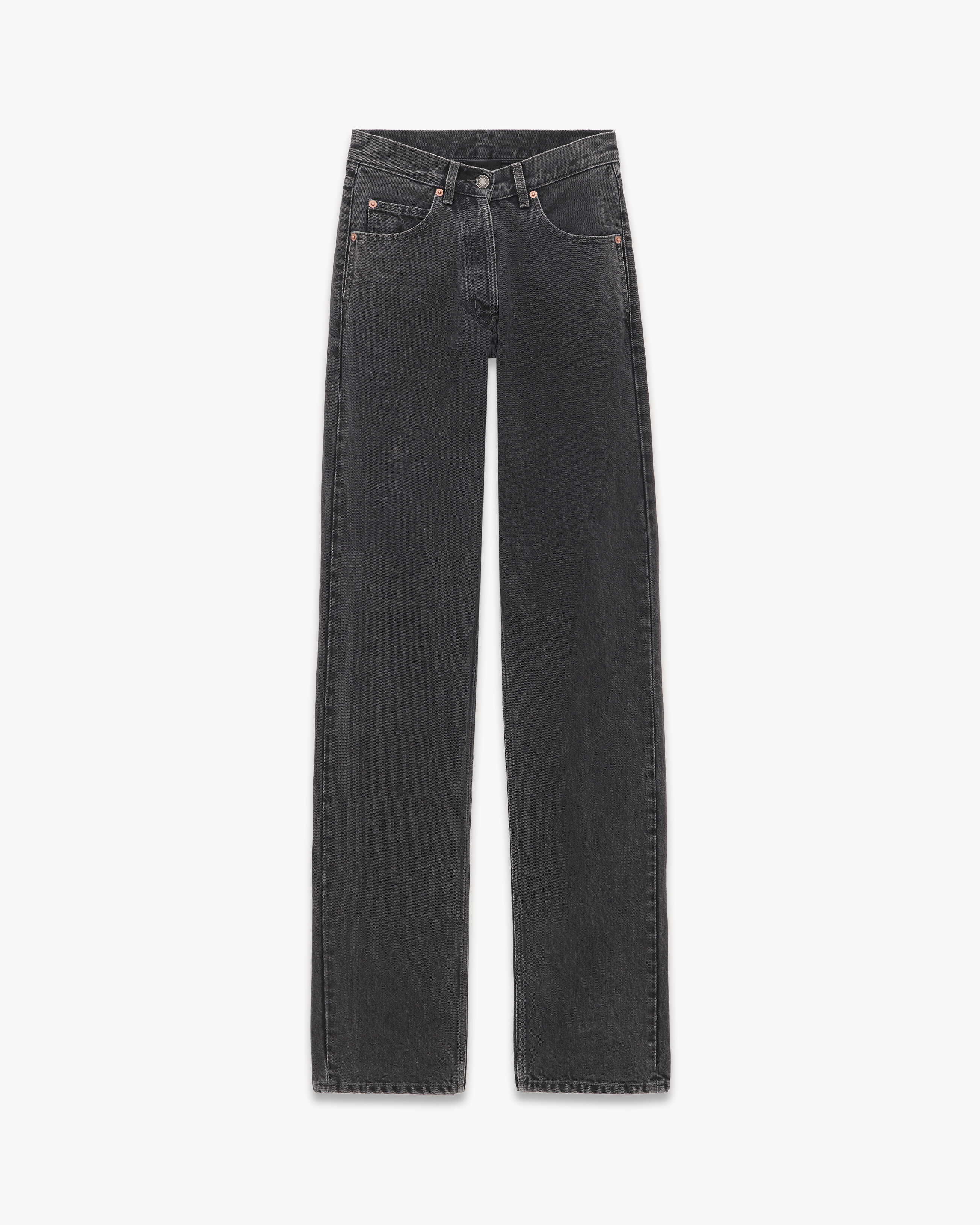 V-Waist Long Baggy Jeans in 90's Black Denim | Saint Laurent Inc. (Global)