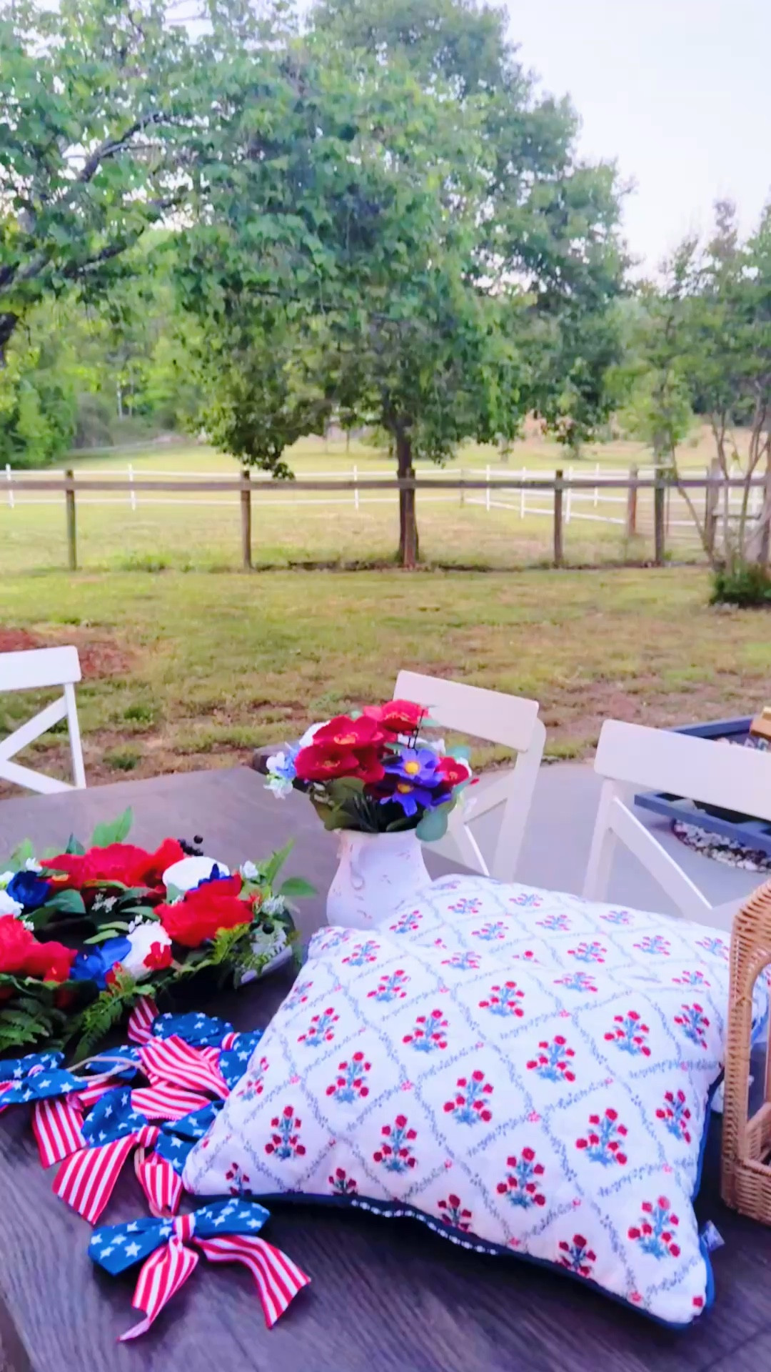 And lastly… I made a quick stop at @walmart after the game to pick up some cutie summertime decor 🇺🇸 and y’all… it was all 👏🏽 so 👏🏽 good!!! 👏🏽 I came home with a lot hehe 🤭 - can’t wait to decorate our farm for all things **country Americana summer** ahead (my plan for the weekend 😍)!! Can you tell this is my VERY favorite time of the year?!   🌞 Linked 🔗 everything I got over on my LTKit app for y’all!! 👇🏽 

#LTKSeasonal #LTKHome