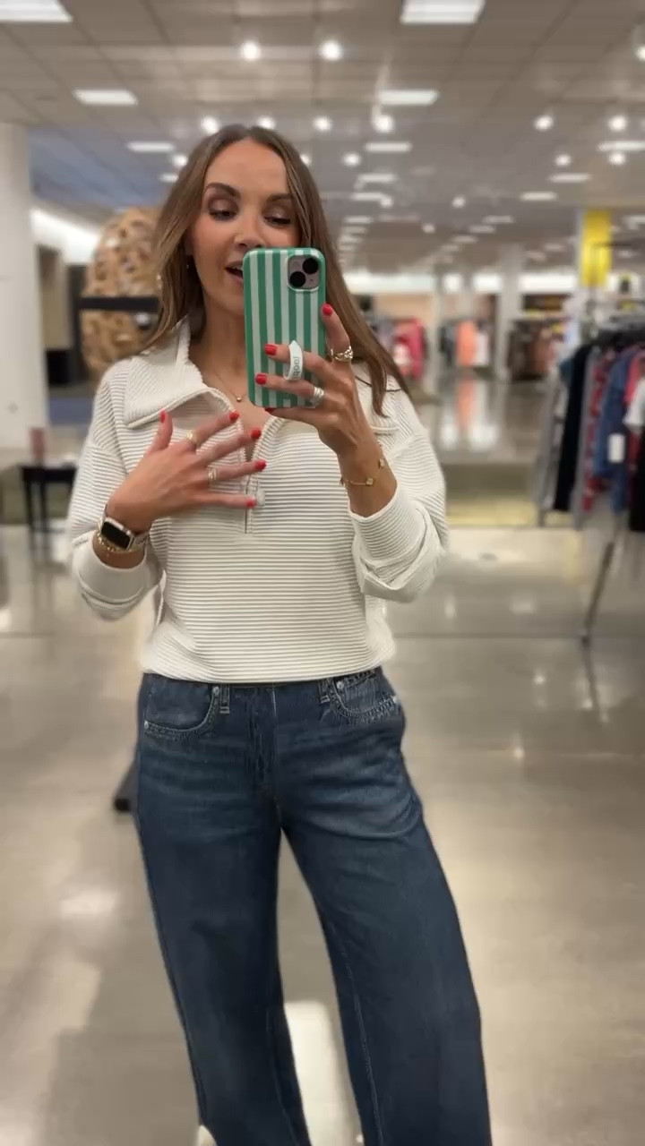 This Zella half zip was an unexpected love! @nordstrom 
I am in a XS so size down!

#LTKSaleAlert