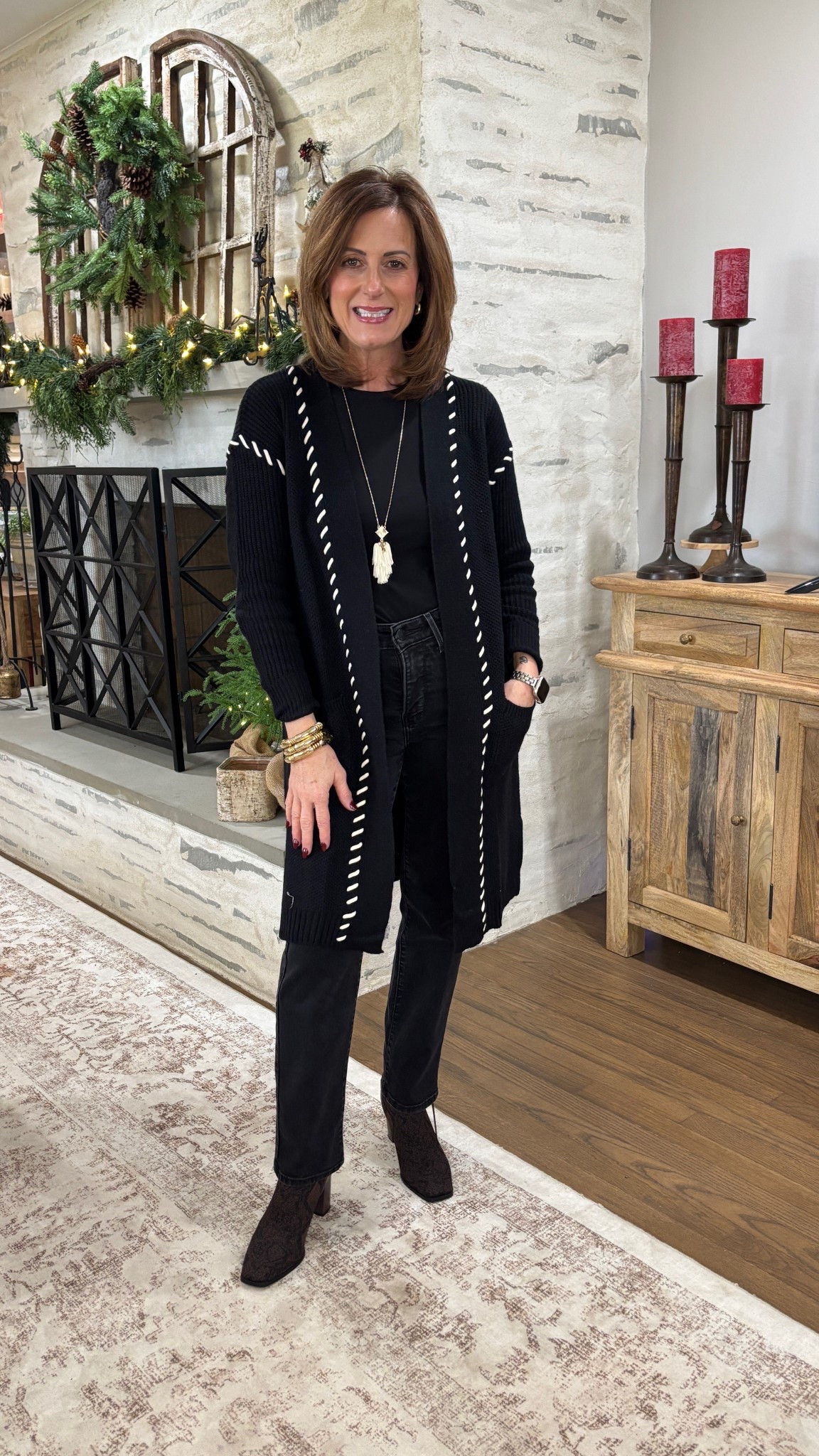 
Another Walmart win!!
Time and Tru longline cardigan under $25. Also available in grey.
Runs true to size.


#LTKPetite #LTKFindsUnder50