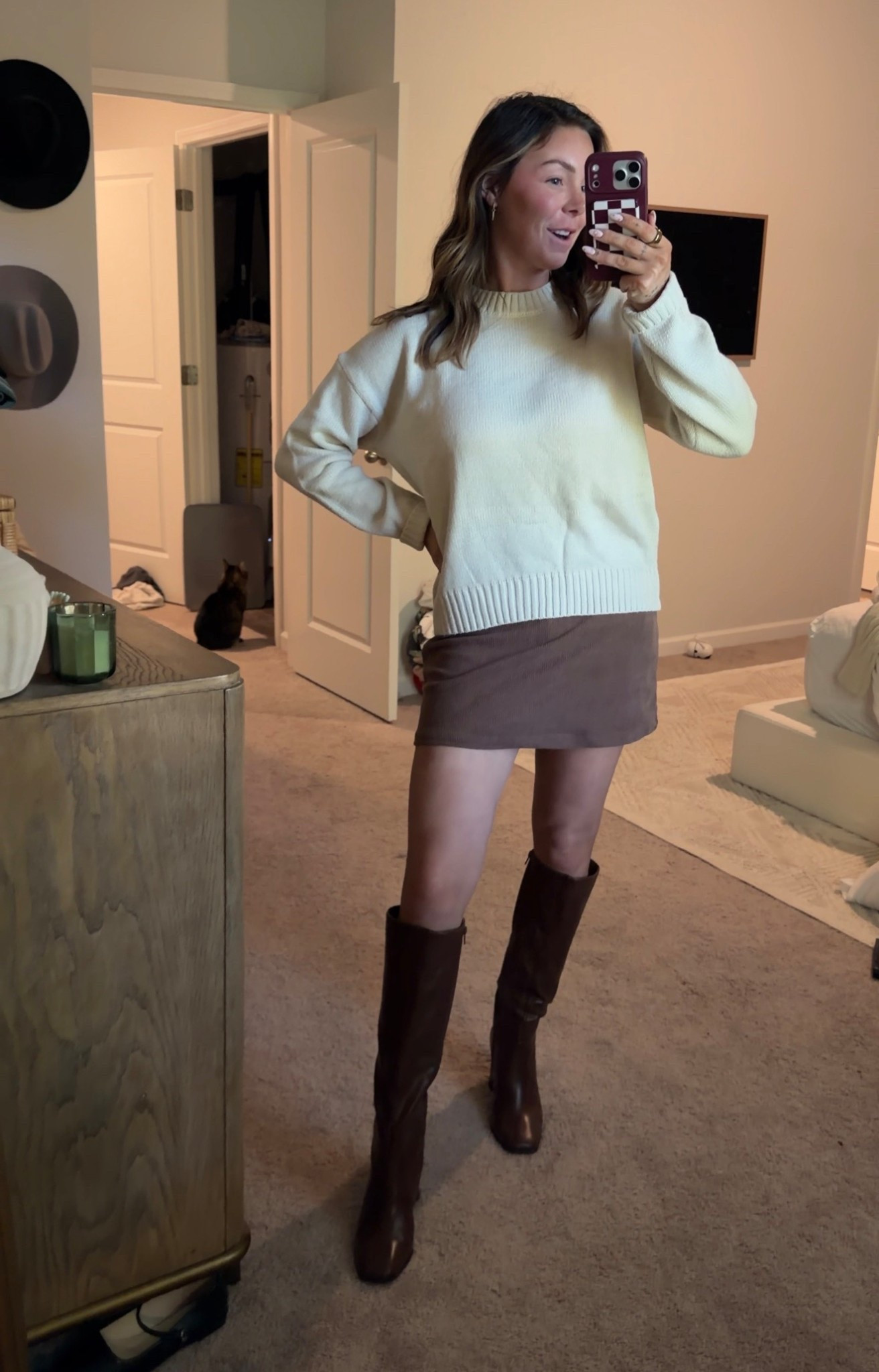 Fall fashion, skirt, boots and sweater 