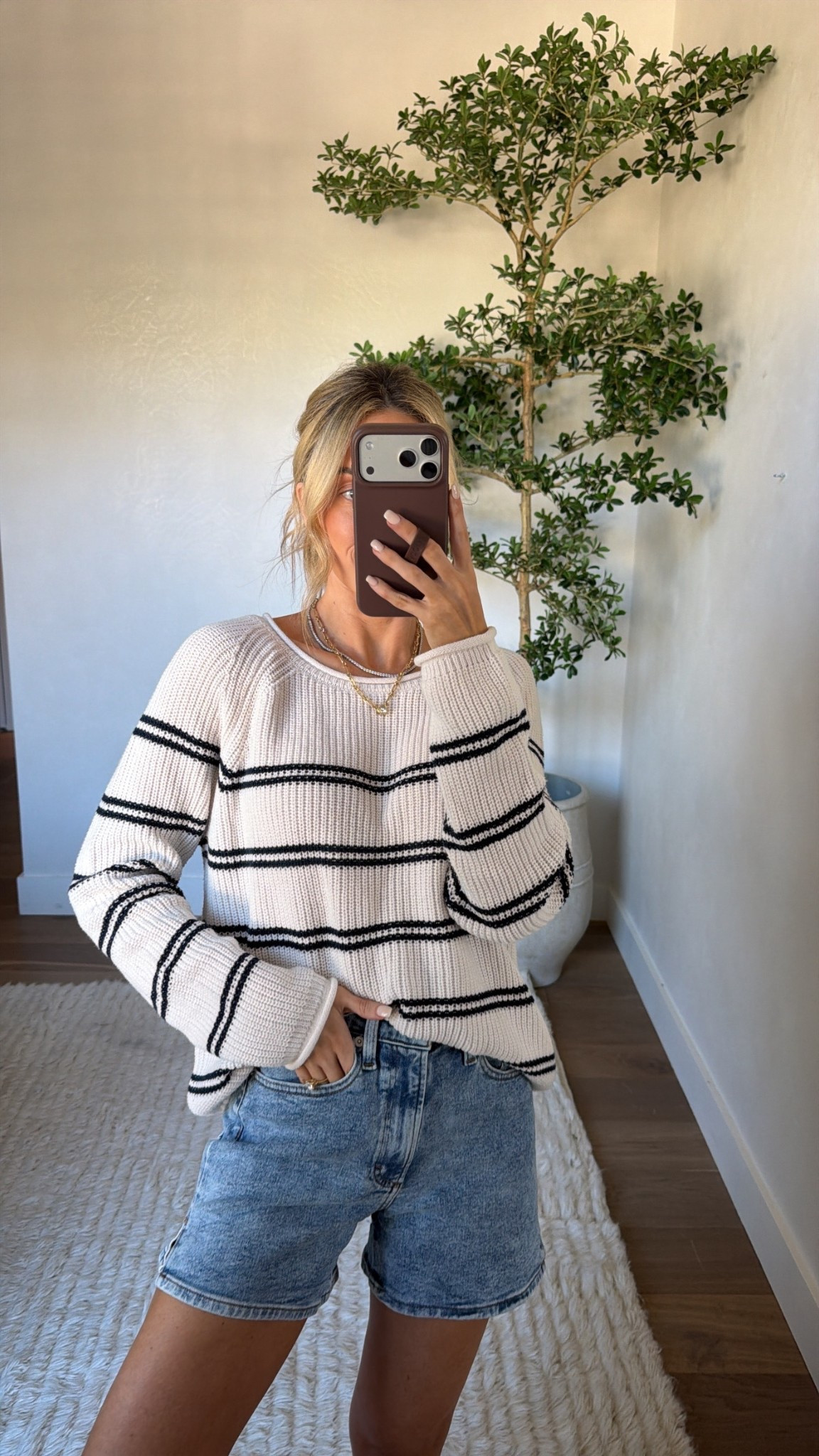 Todays look! 
Wearing a 0 in the shorts 
M in the sweater 

#LTKdayinmylife #LTKgrwm #LTKootd