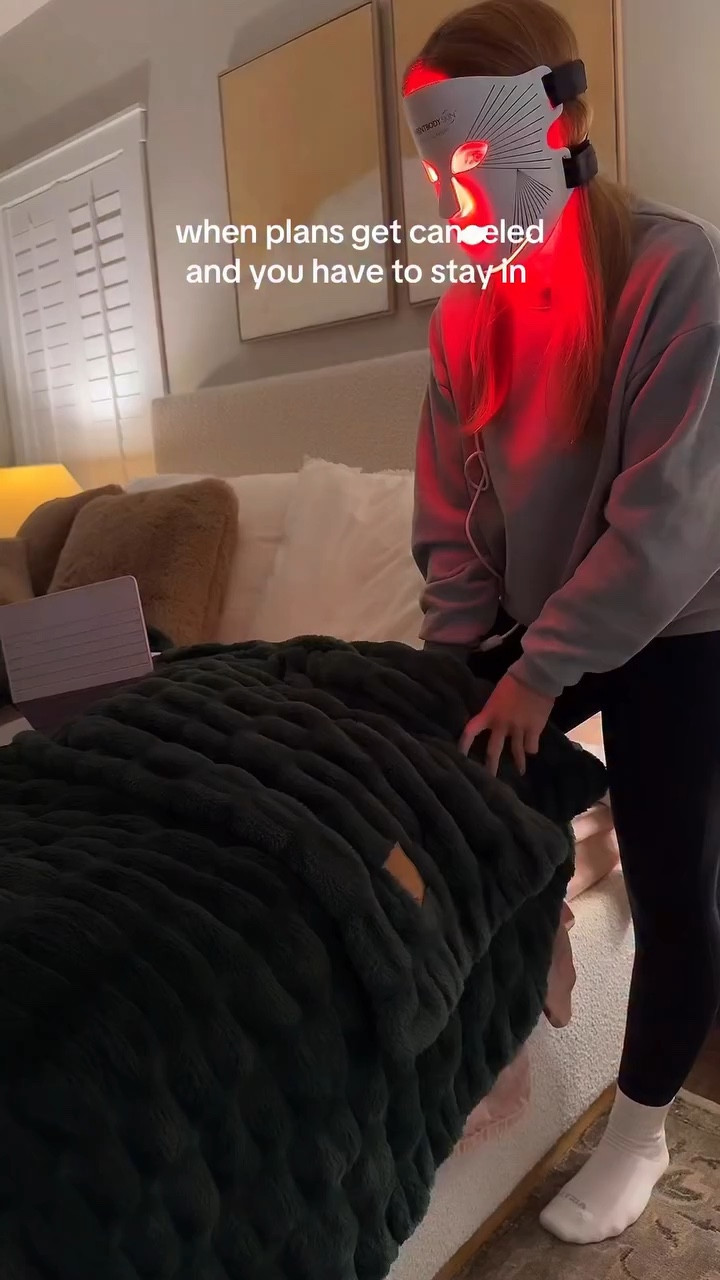 Oh no! I guess I’m staying in! 😭😂