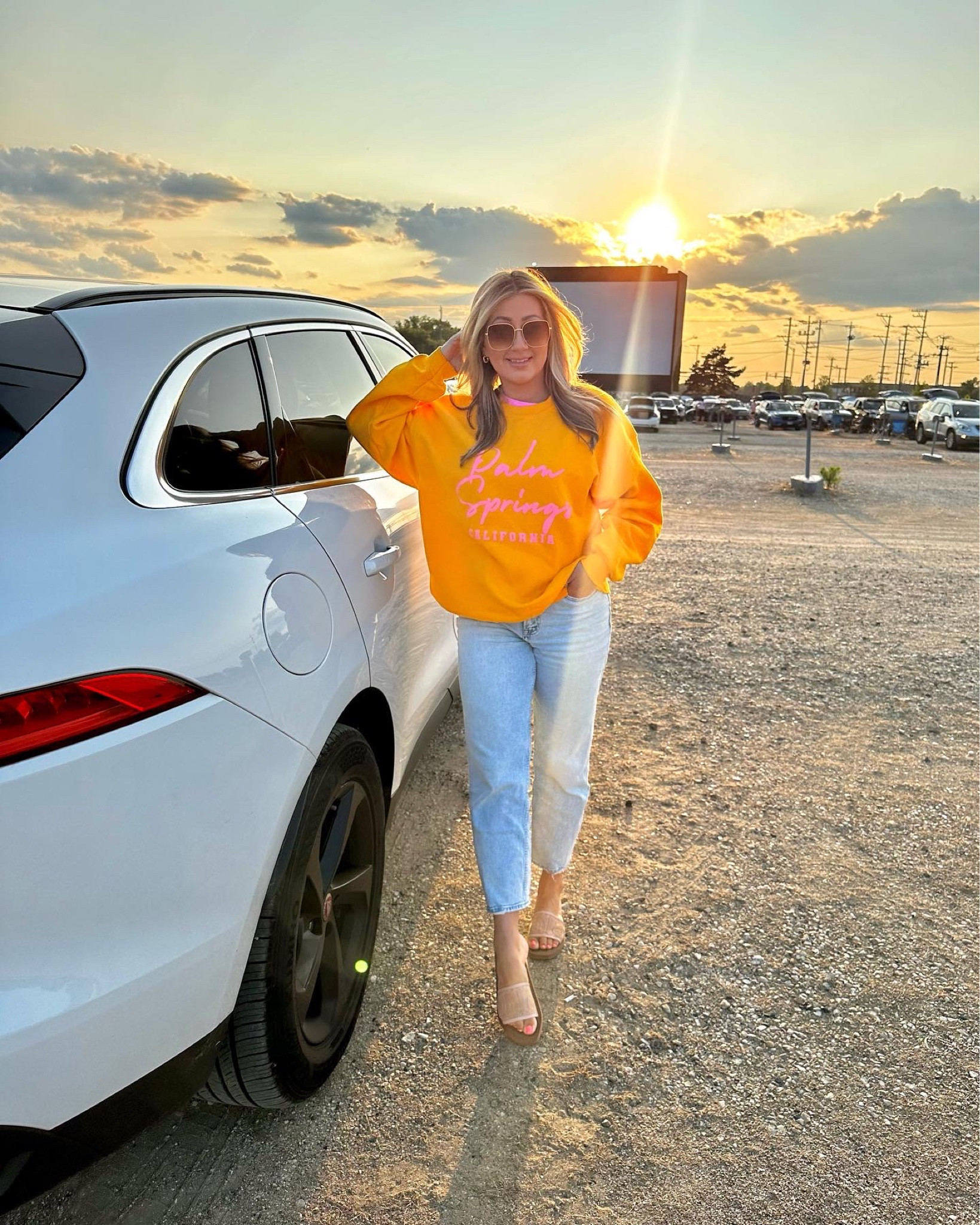 Wearing my new fave sweatshirt for @barbiethemovie 🎀 at the drive-in this weekend 🎥🍿

• sized up a couple sizes for an oversized fit
• @vicidolls (use MBRAUNS20 for 20% off)

#viciambassador #vicidolls

#LTKSeasonal #LTKunder100 #LTKFind