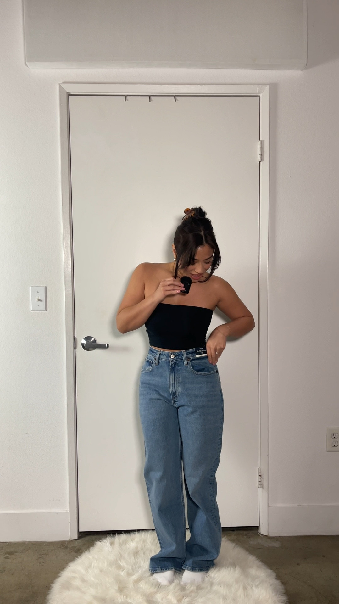 The most comfortable pair of jeans! Very similar to Kendrick Lamar’s iconic Celine Super Bowl show pair but at an affordable price! Petite girl approved I’m 5ft, got 26 short length! More colors and styles available on this post.

#LTKPetite #LTKStyleTip #LTKFindsUnder100
