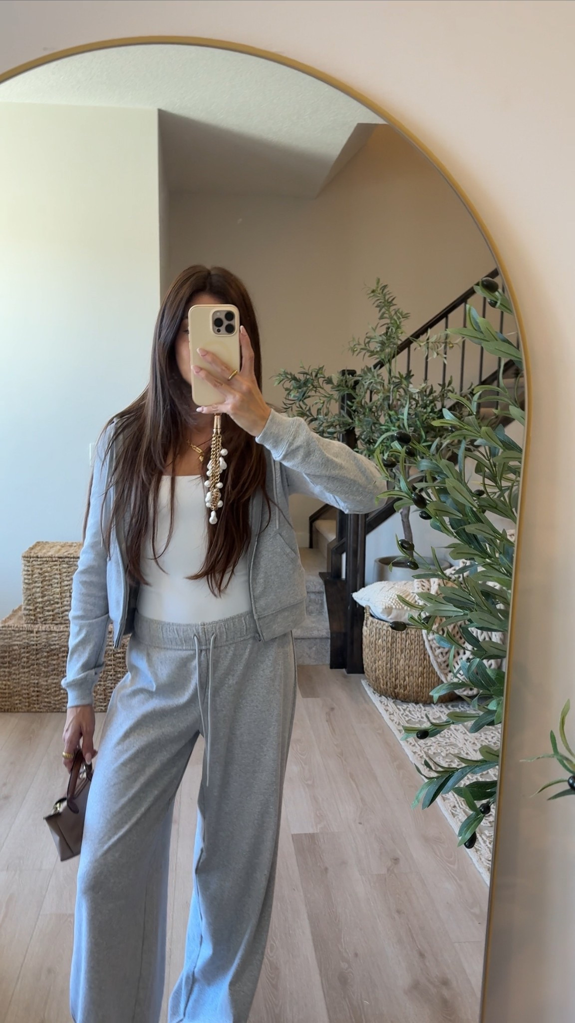 Wearing a small in everything 

#LTKfall #LTKwinter #LTKcanada