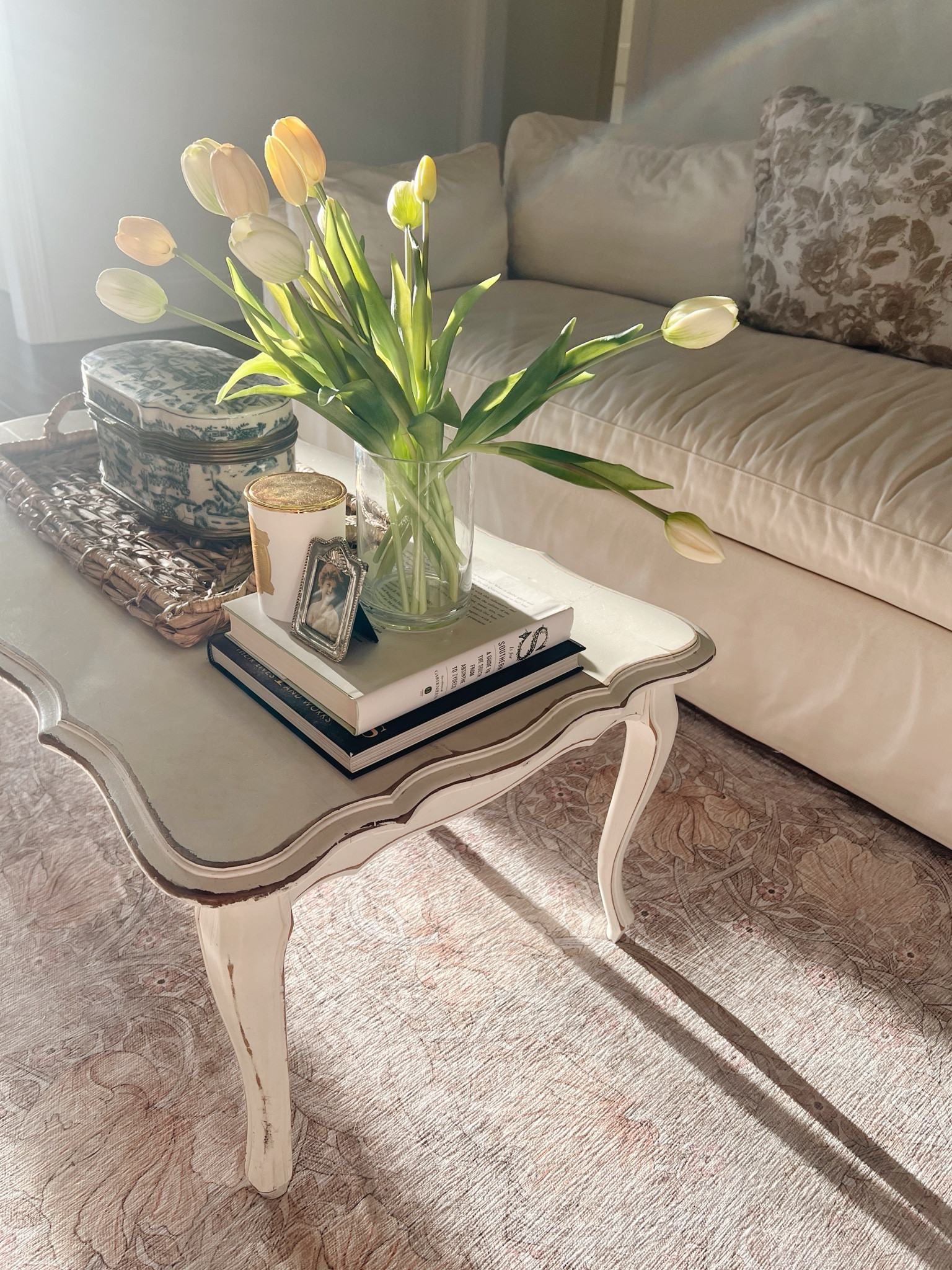 I’m just sitting here obsessing over this pretty new Ruggable! 

Machine Washable Rug



#LTKhome