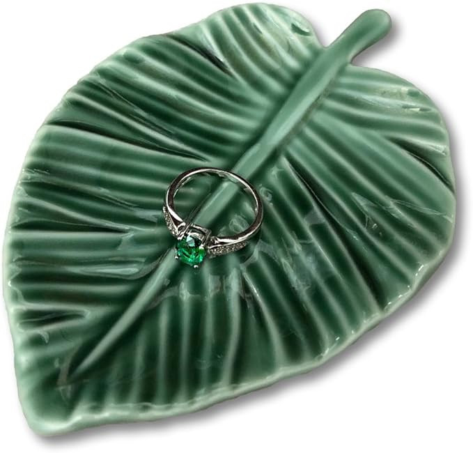 HOME SMILE Leaf Trinket Dish Decorative Ring Dish Holder for Jewelry Engagament Wedding Birthday ... | Amazon (US)