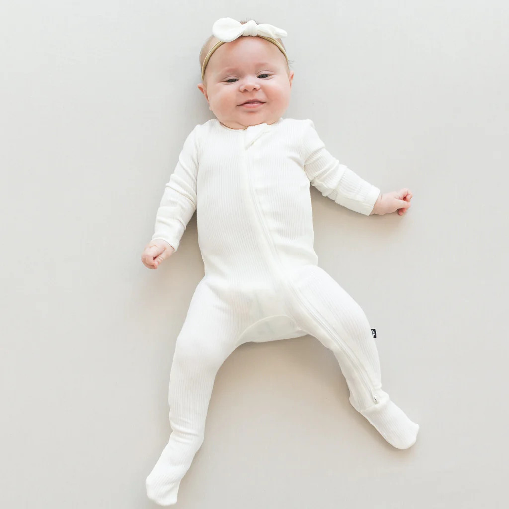 Ribbed Zipper Footie in Cloud | Kyte Baby