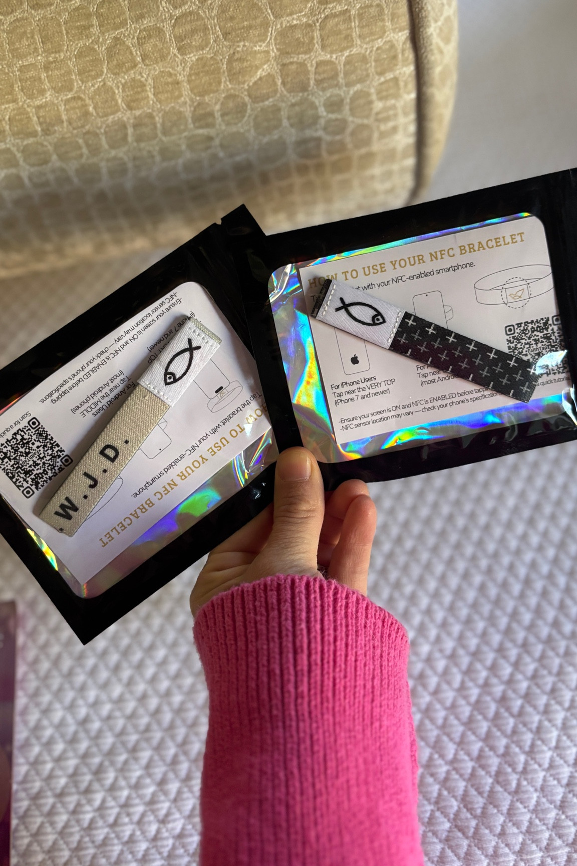 these scripture bracelets from  make the perfect stocking stuffers! ✝️ Tap the icon and a daily Bible verse will appear on your smartphone! 

#LTKHoliday #LTKGiftGuide #LTKFamily