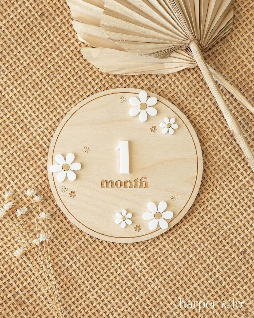 Wooden Boho Daisy Flower Milestone Cards | Custom Name Set | Monthly Milestone Marker | Boho Inte... | Etsy (US)