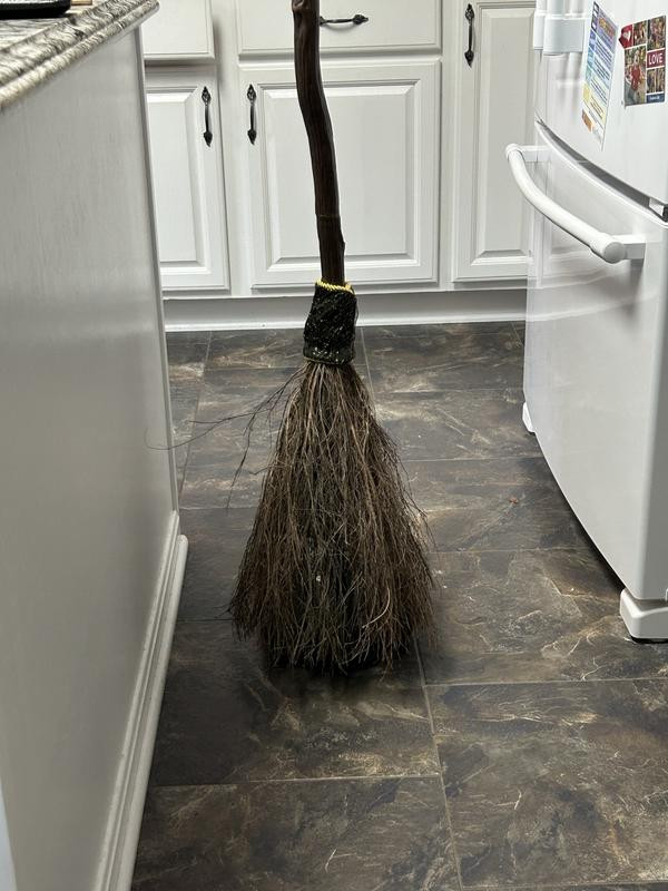 Animated Floating Broom | Grandin Road