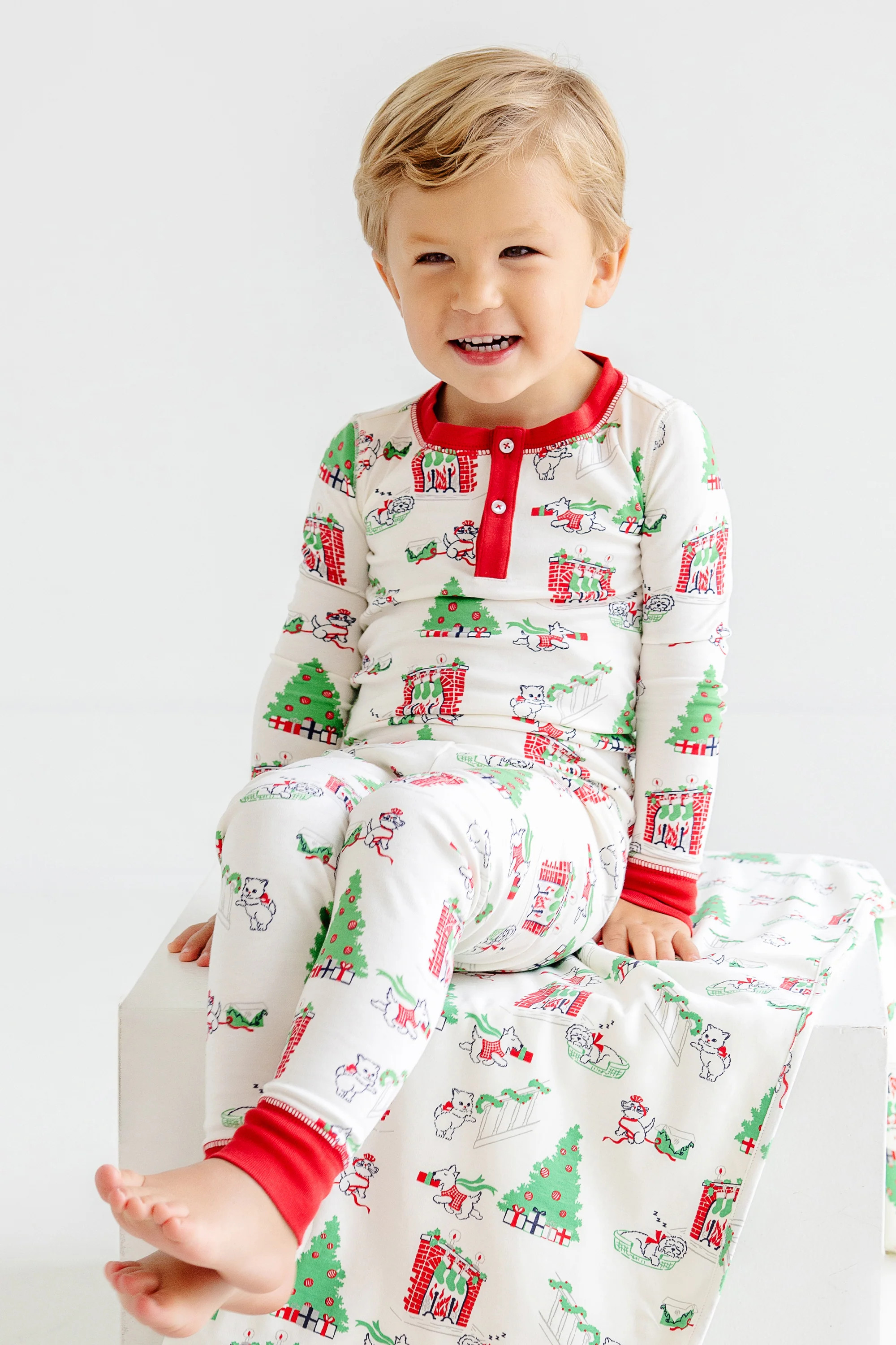 Sutton's Sweet Dream Set (Unisex) - Classic Christmas with Richmond Red | The Beaufort Bonnet Company