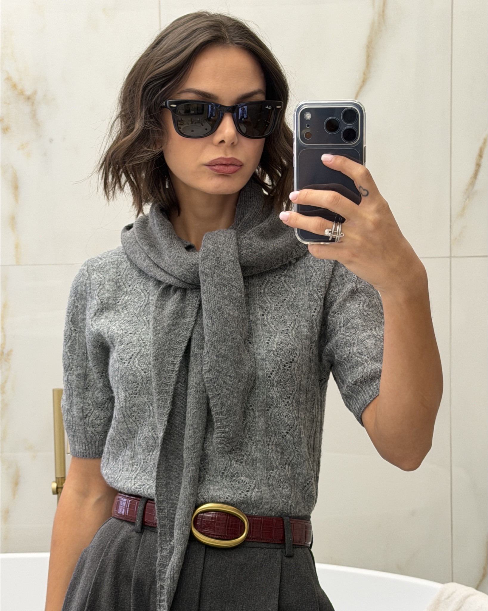 Grey monochromatic fall outfit 

#LTKstyletip #LTKautumn #LTKwinter