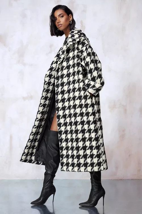 Kourtney Kardashian Barker Dogtooth Oversized Wool Look Maxi Coat | Boohoo.com (US & CA)