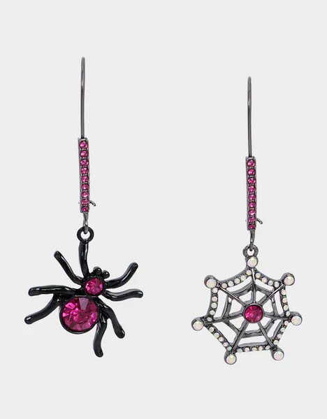GHOUL FRIENDS SPIDER AND WEB HOOK EARRINGS PINK | Betsey Johnson