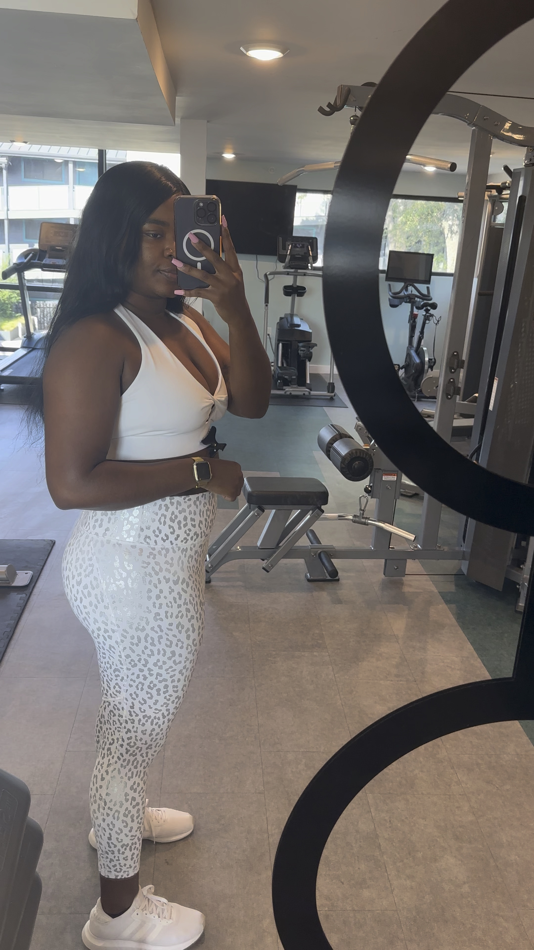 Having a cute workout set always helps me to stay motivated in the gym

#LTKFitness #LTKunder100 #LTKmidsize