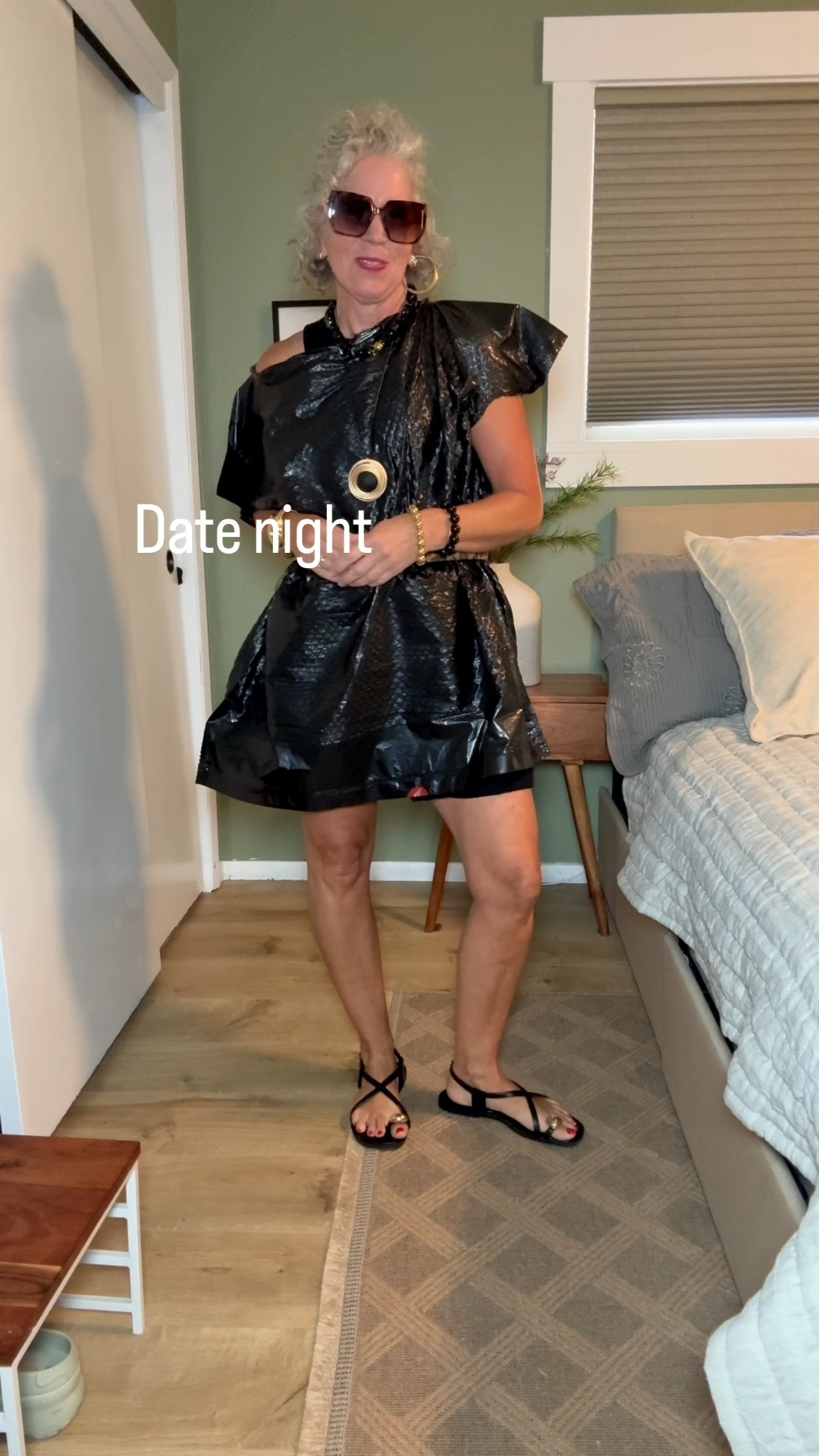 You gotta have some fun.🤭
I had someone say I would look stylish in a plastic bag so I took that challenge 😂