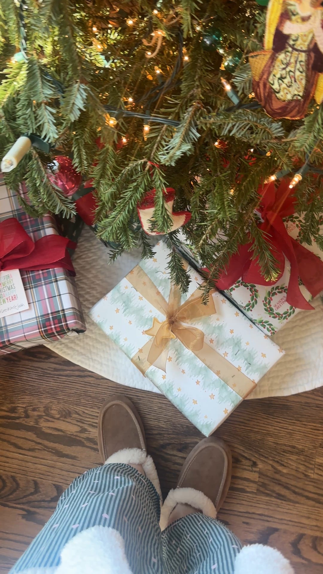 Slippers still available in time for Christmas! Last minute gifts 

#LTKHoliday #LTKGiftGuide