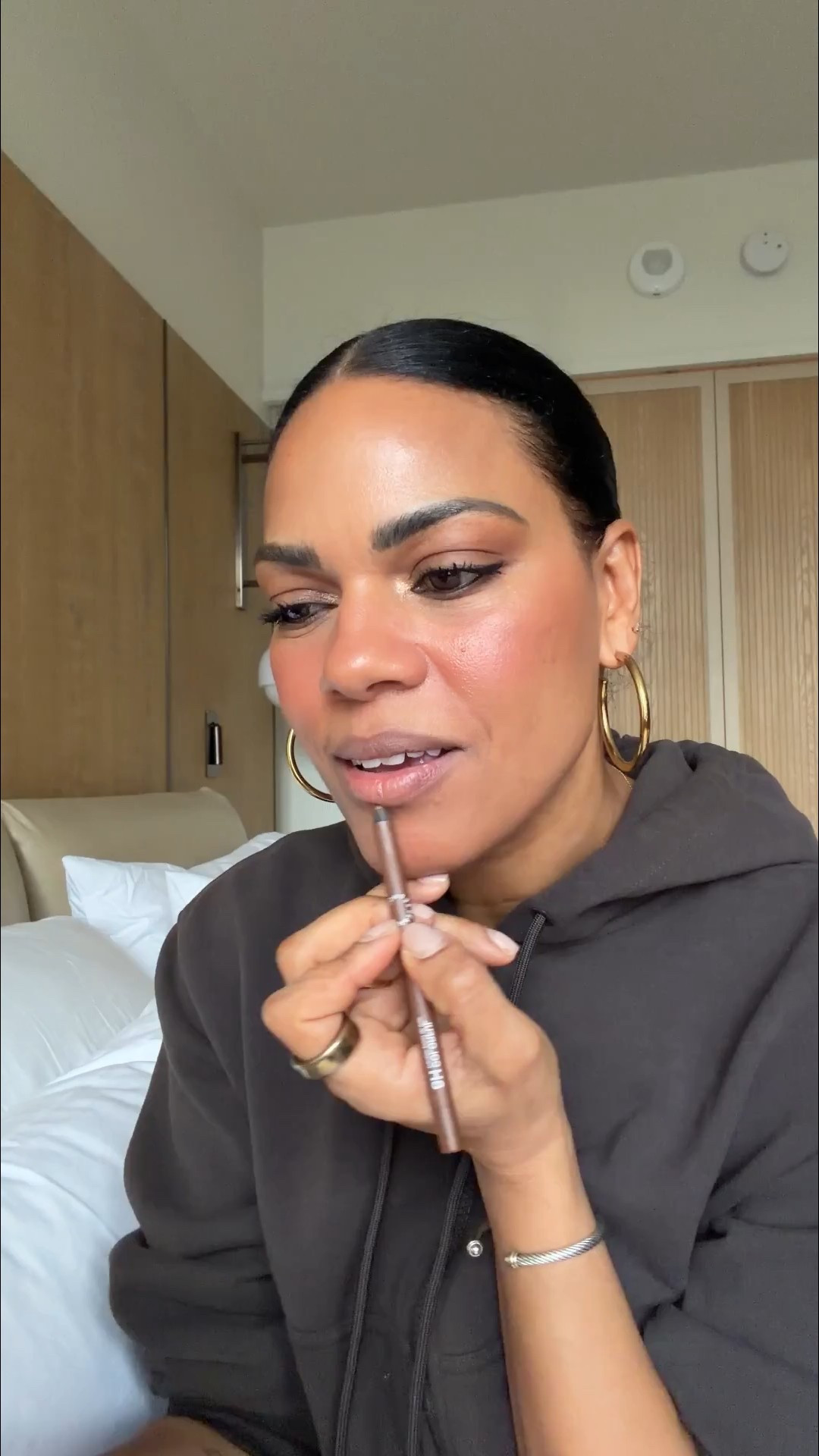 Everything from this morning! Lip combo: Sephora liner desired chestnut, fenty gloss stick in fenty glow, fenty cream gloss in fenty glow  

#LTKgrwm #LTKBeauty