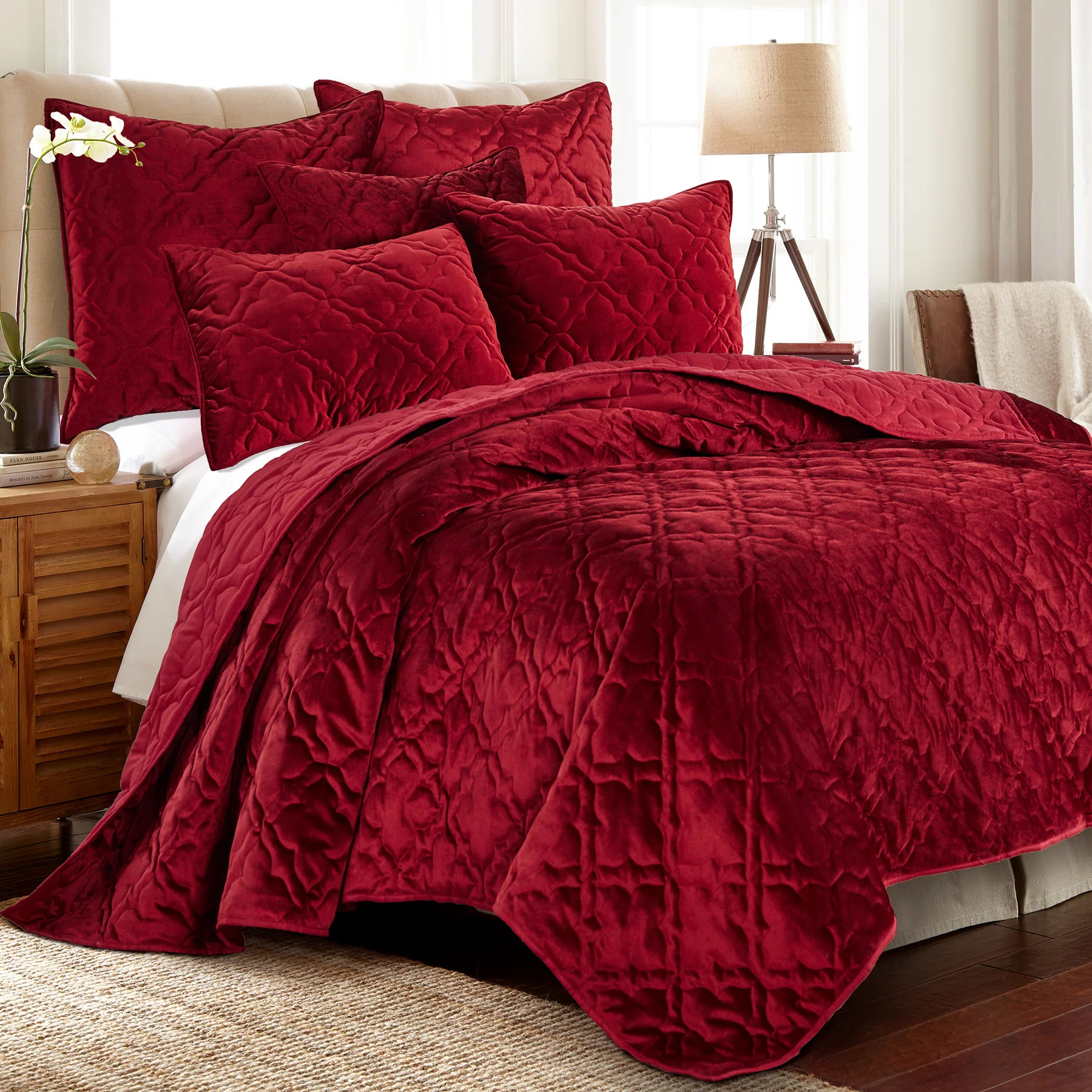 BH Caserta Velvet Red Quilt | Levtex Home