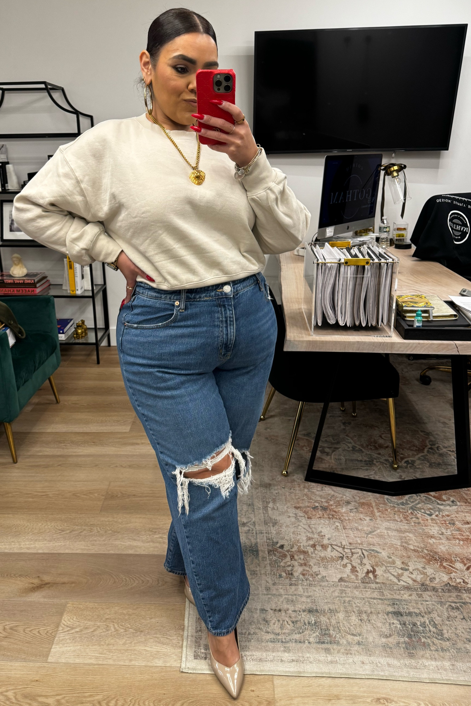 Perfect Cropped Crewneck 
On a size 14/16 
For reference I’m wearing a large 

#LTKplussize #LTKfindsunder50 #LTKstyletip