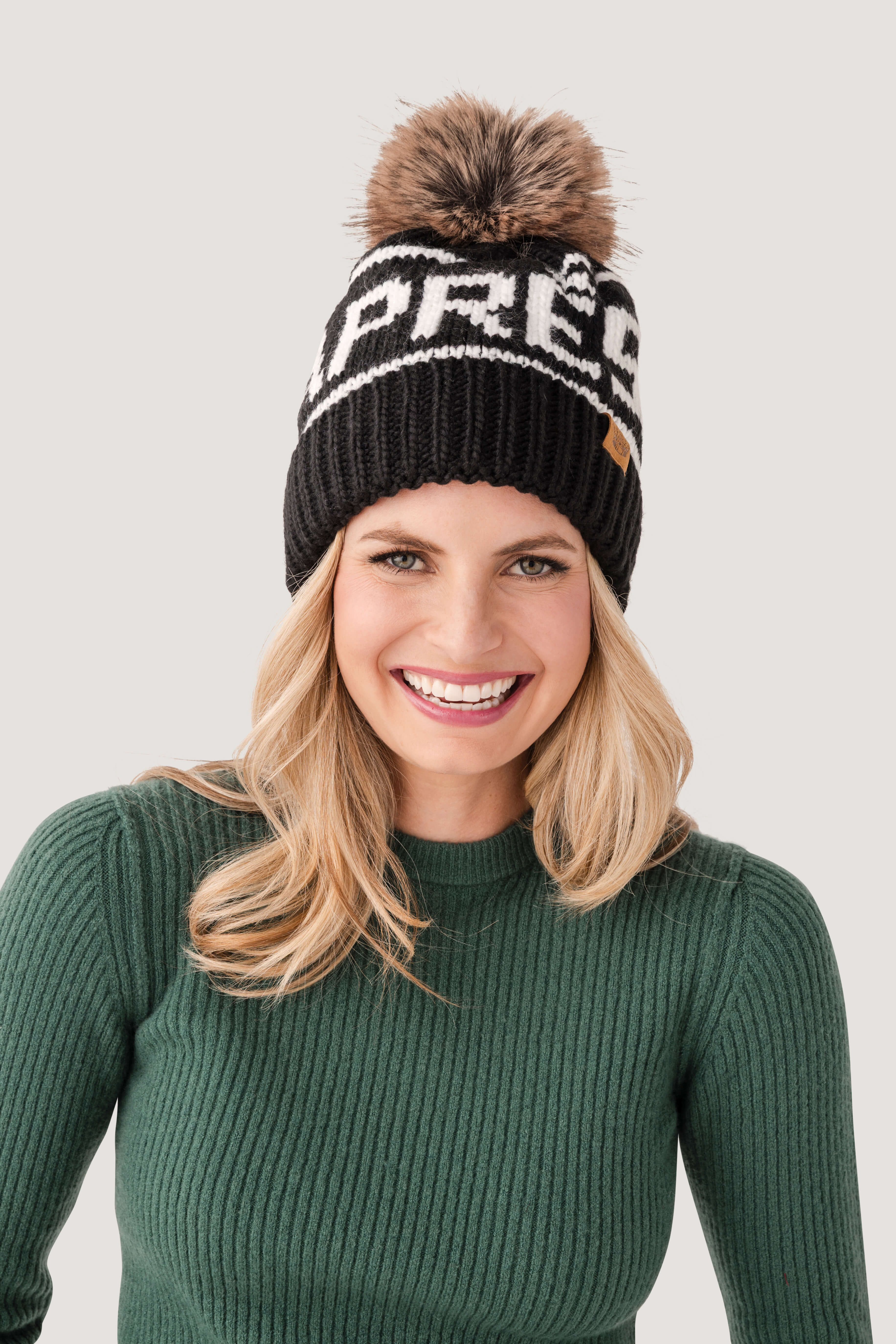 Panache Aprés Pom Hat | Social Threads