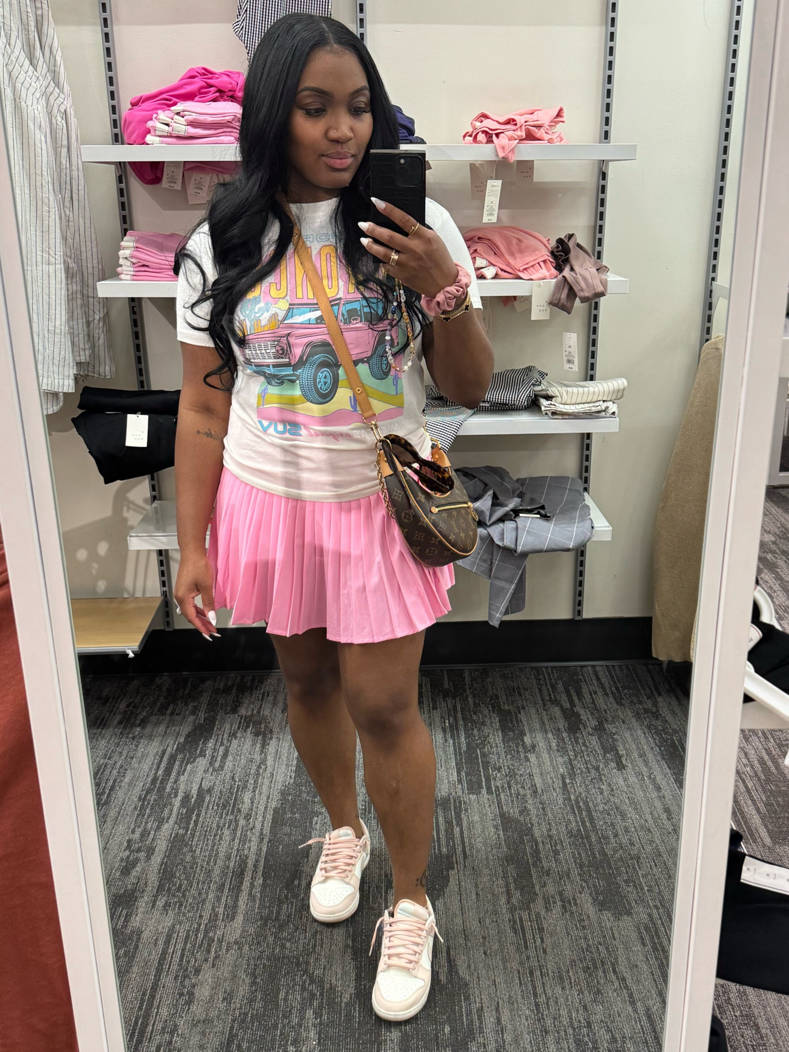 Sporty-chic is my vibeee 🤌🏾

#LTKActive #LTKfindsunder50 #LTKstyletip