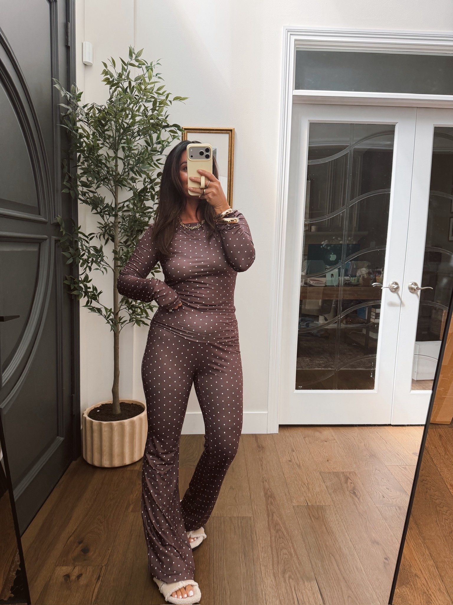 The cutest polka dot lounge set from Amazon 🤎

#LTKselfcare #LTKootd #LTKgrwm